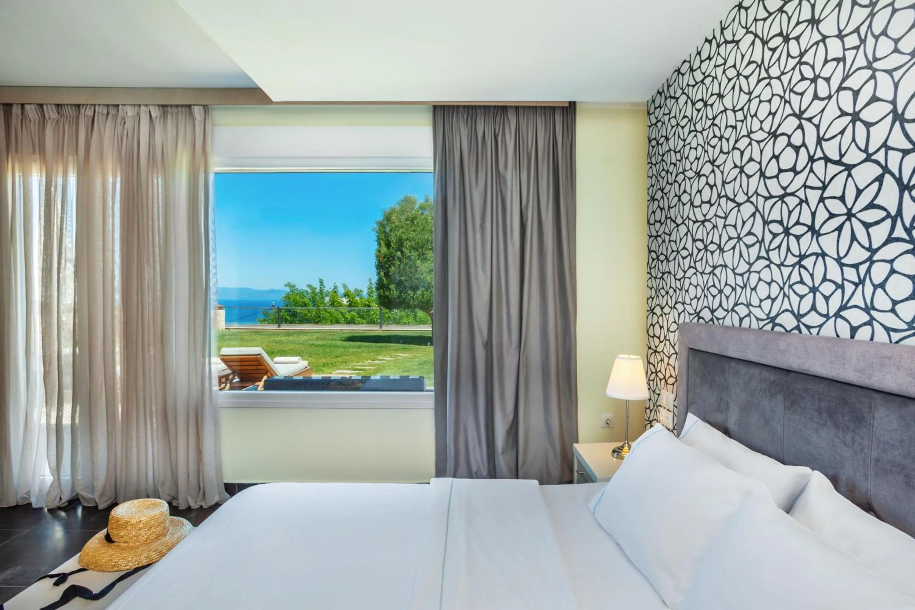 Bedroom in Sunny Villas Resort & Spa