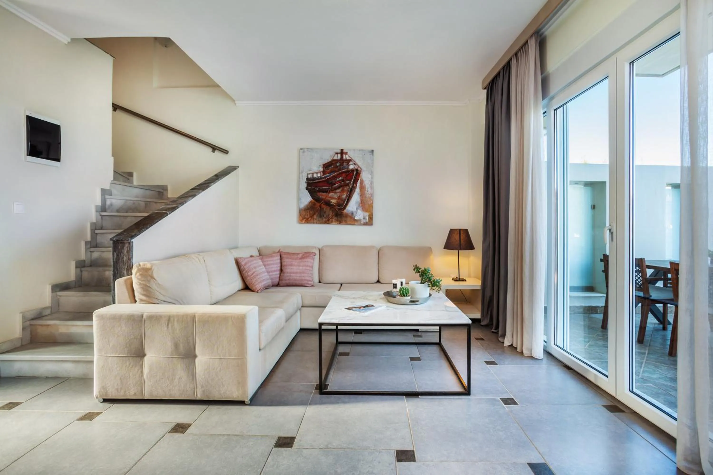 Living room in Sunny Villas Resort & Spa