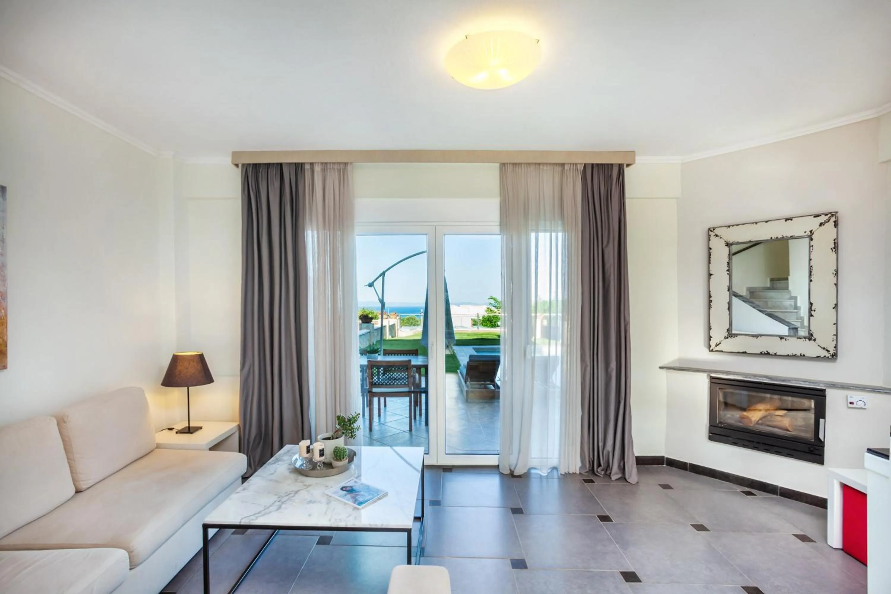 Living room in Sunny Villas Resort & Spa