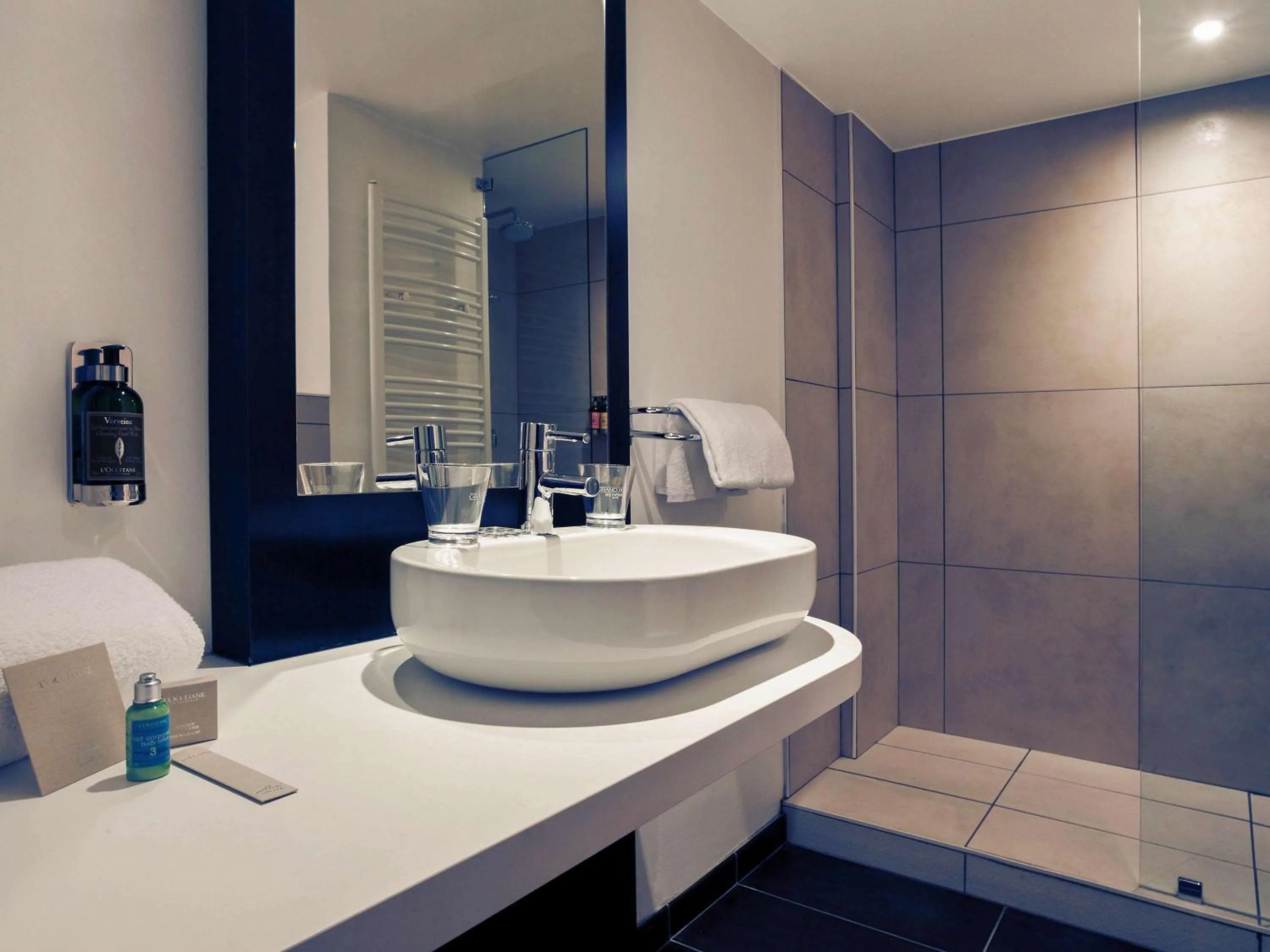 Bathroom in B&B HOME Brides-les-Bains Les 3 Vallées