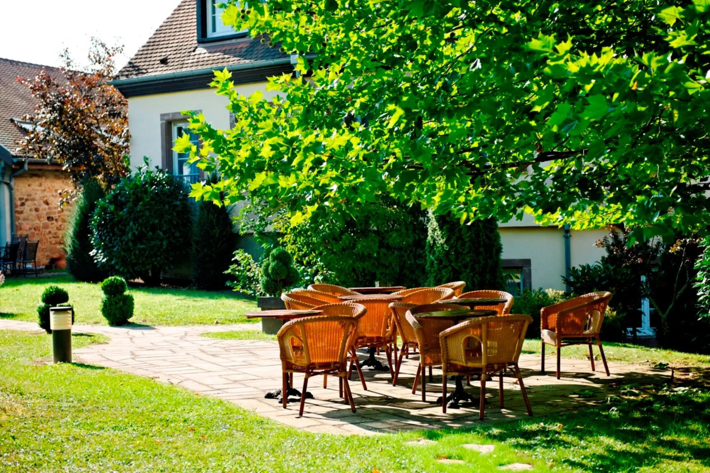 Garden in Hotel Restaurant L'Ami Fritz