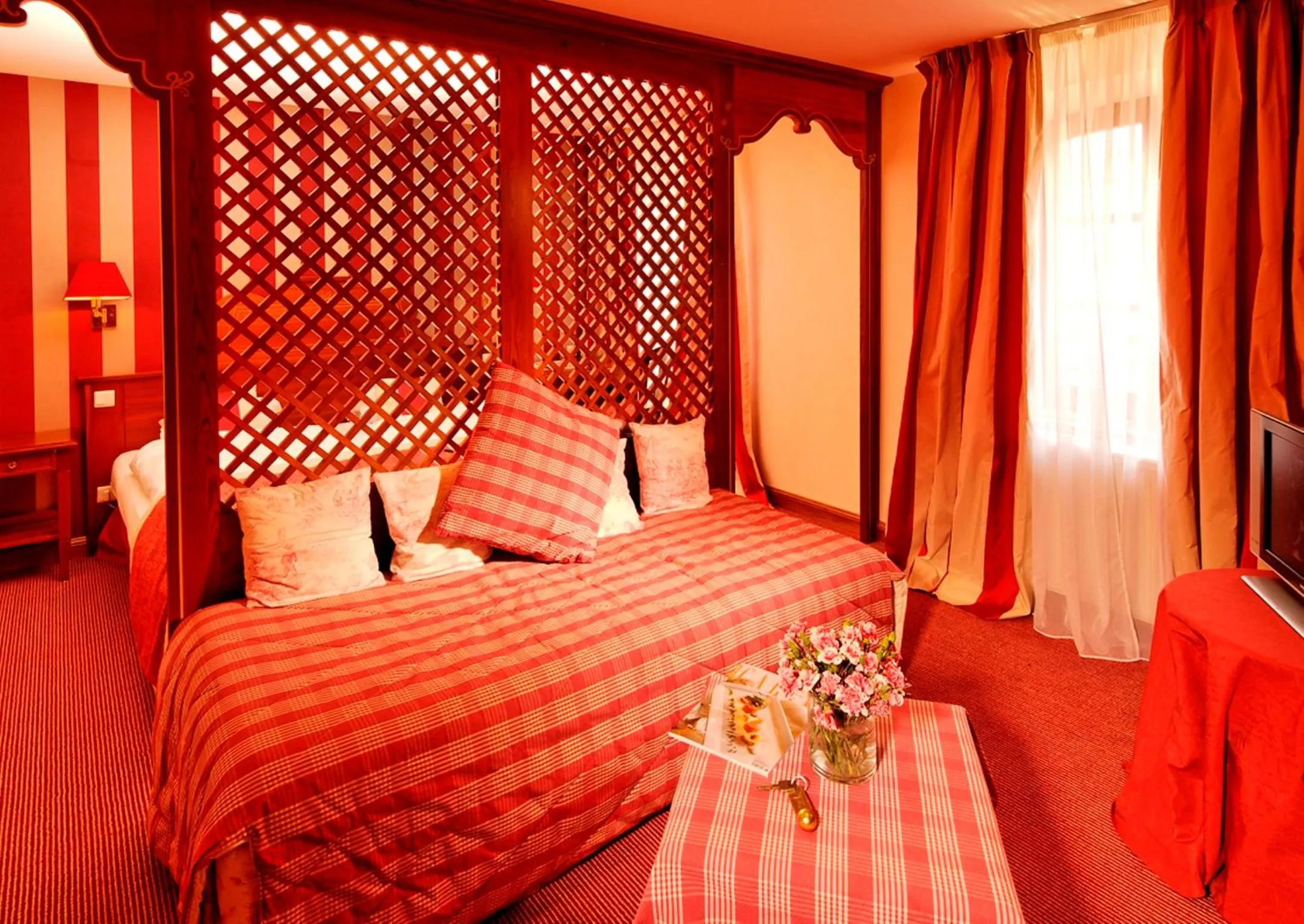 Photo of the whole room, Bed in Hotel Restaurant L'Ami Fritz