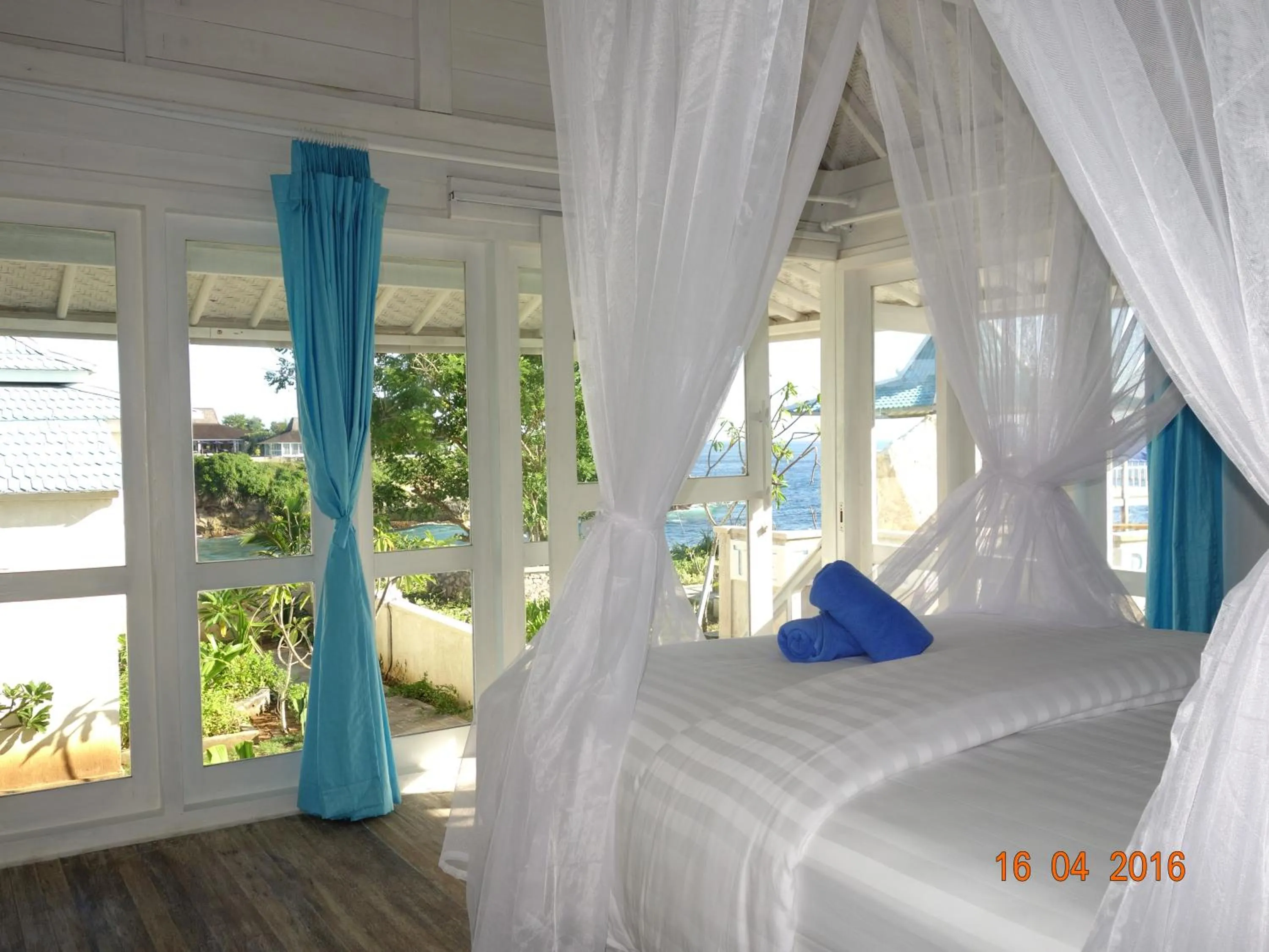 Bedroom, Bed in Cliff Park Lembongan