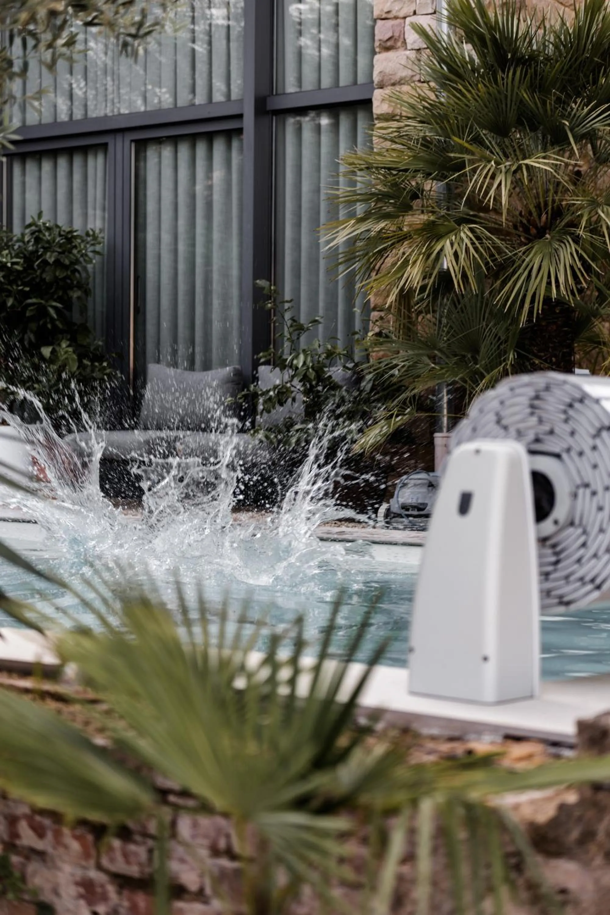 Swimming pool in Villa Delange