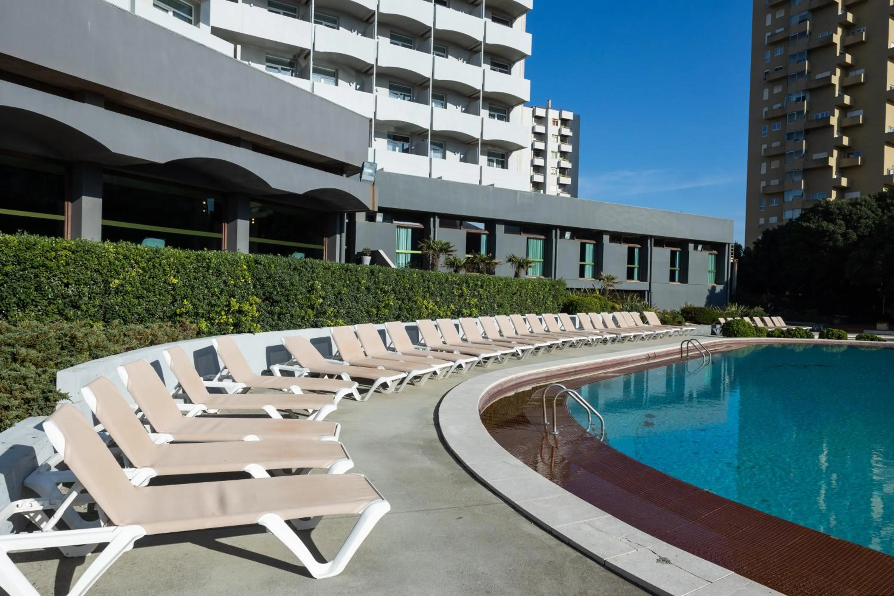 Swimming pool in Axis Vermar Conference & Beach Hotel
