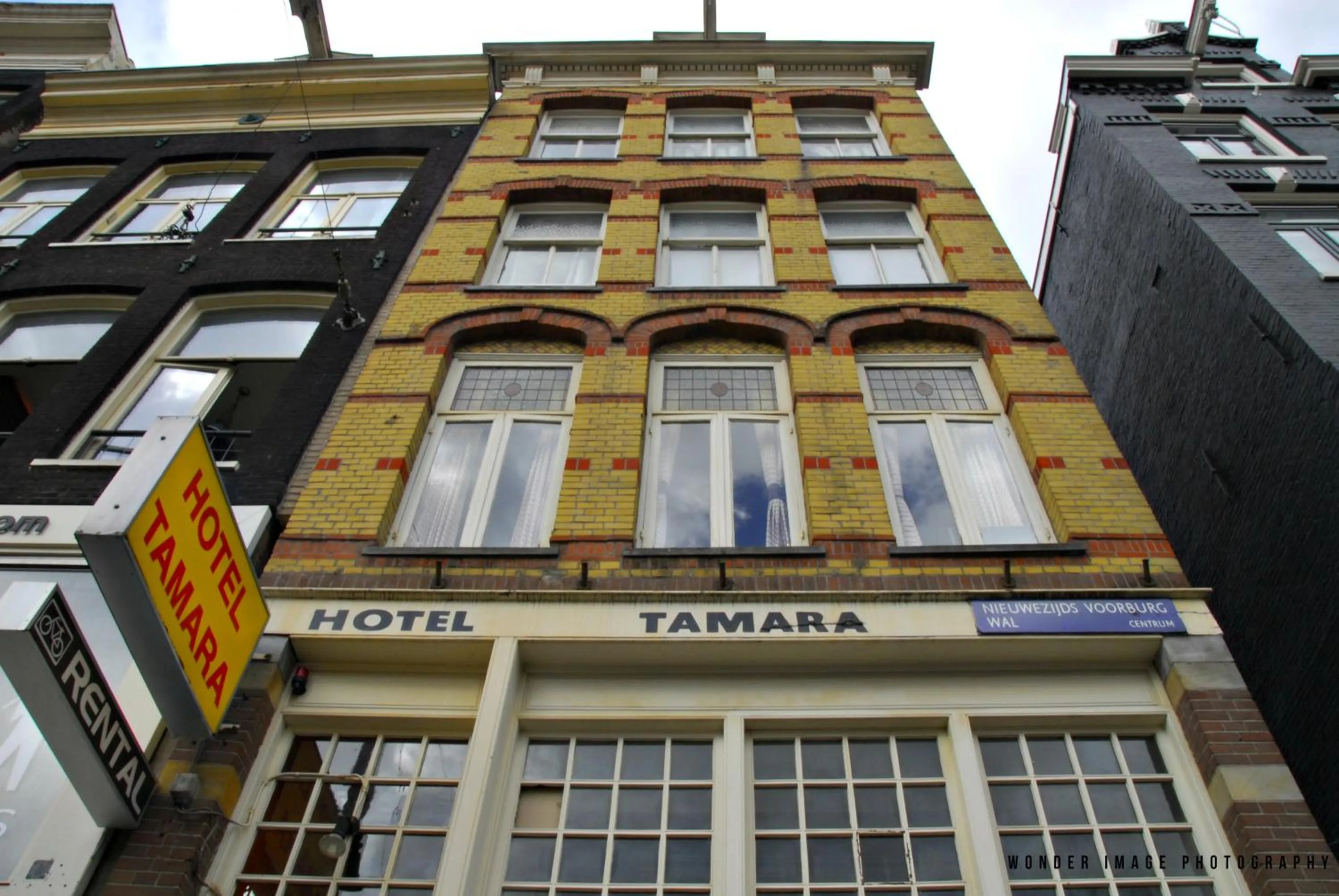 Facade/entrance in Hotel Tamara