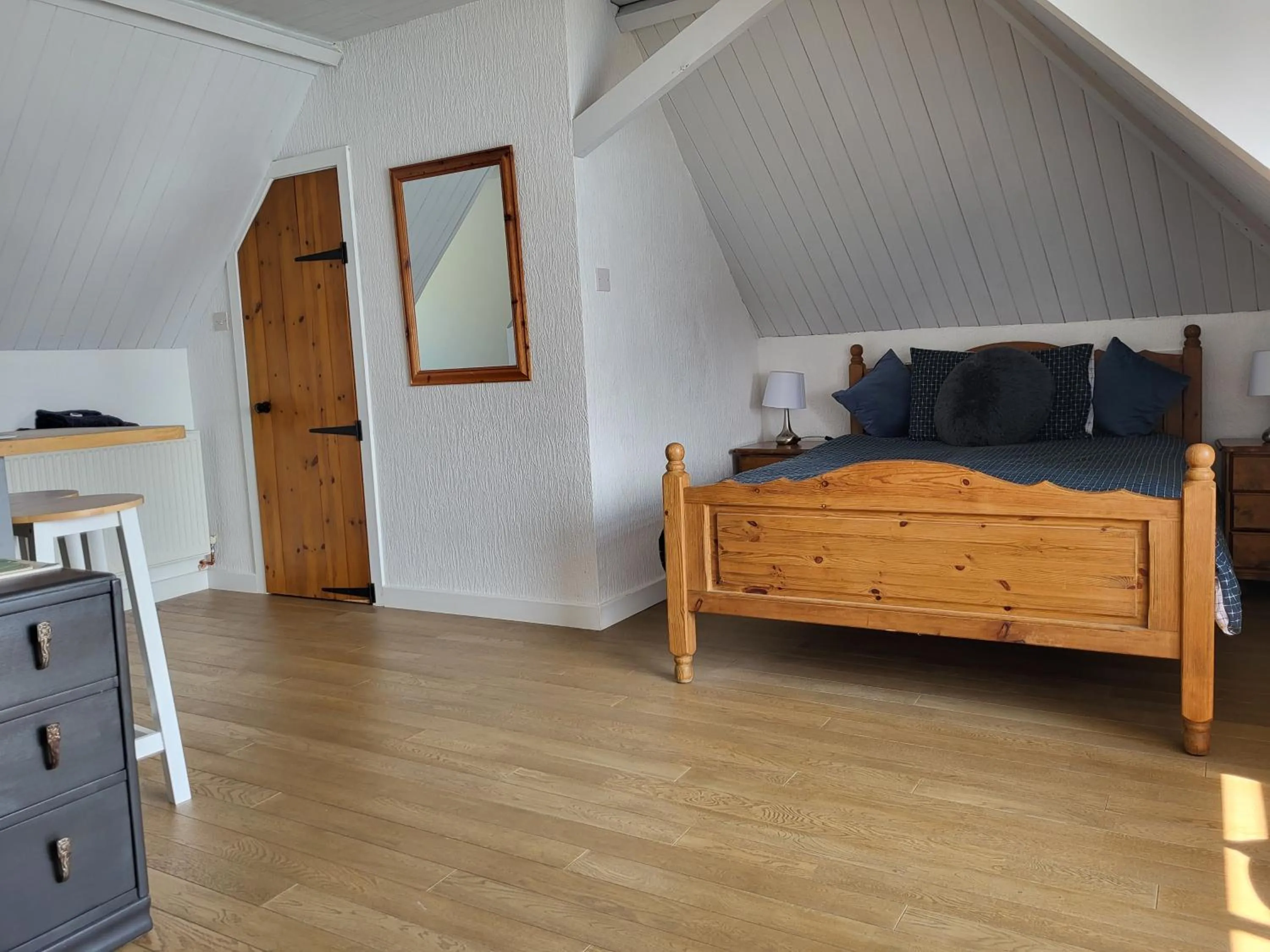 Property building, Bed in Seasidesteps