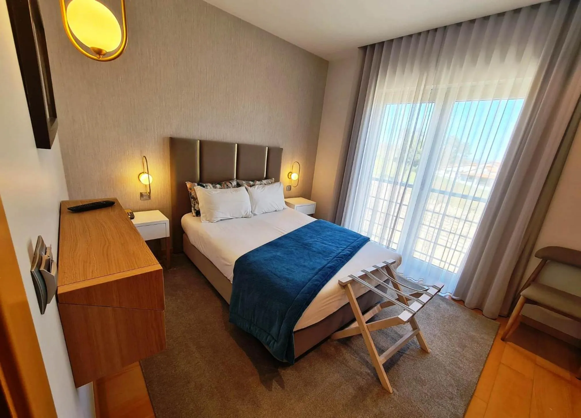 Bed in Hotel Albergaria Borges