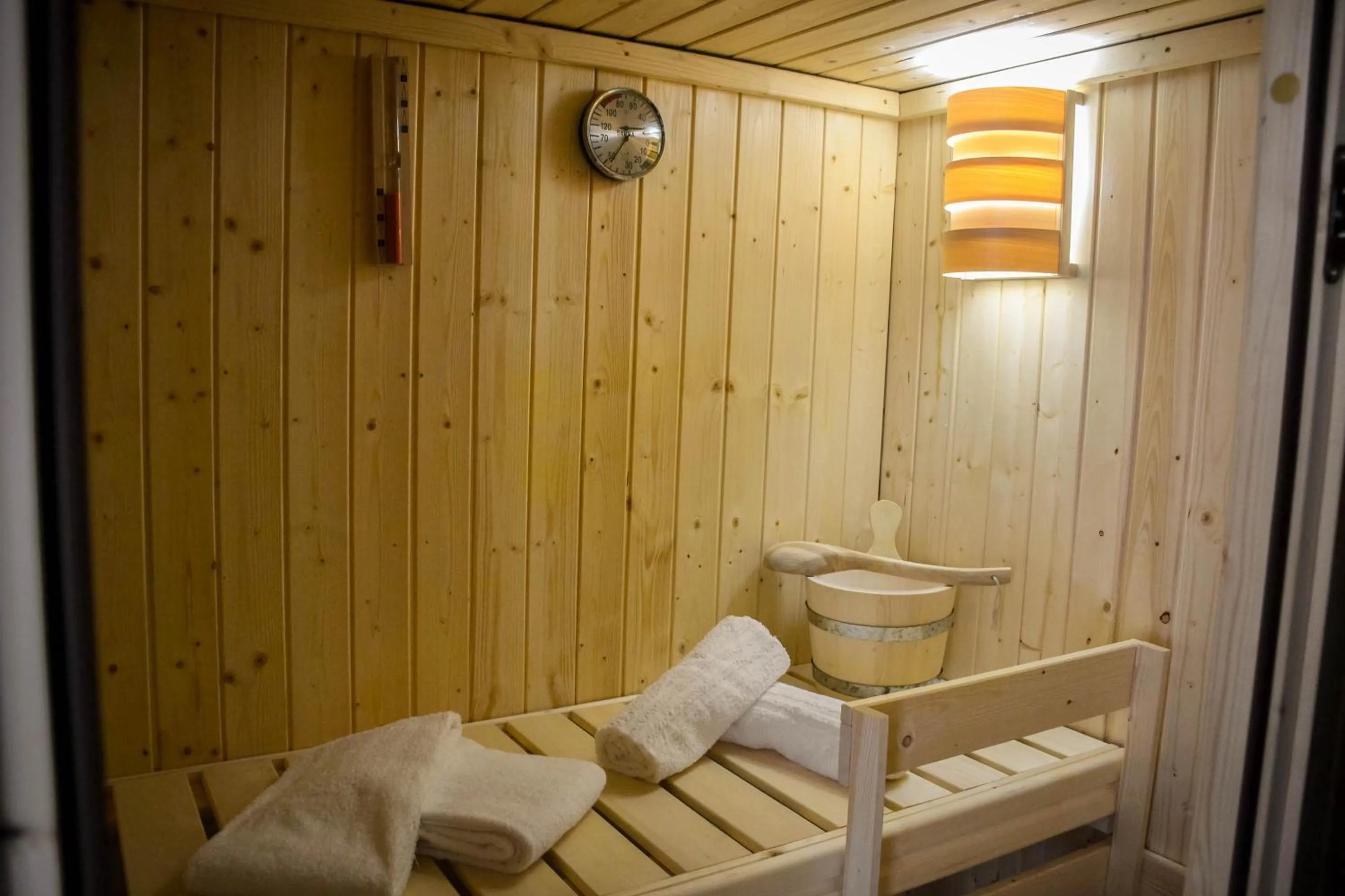 Spa and wellness centre/facilities in Brain Rooms & Suite