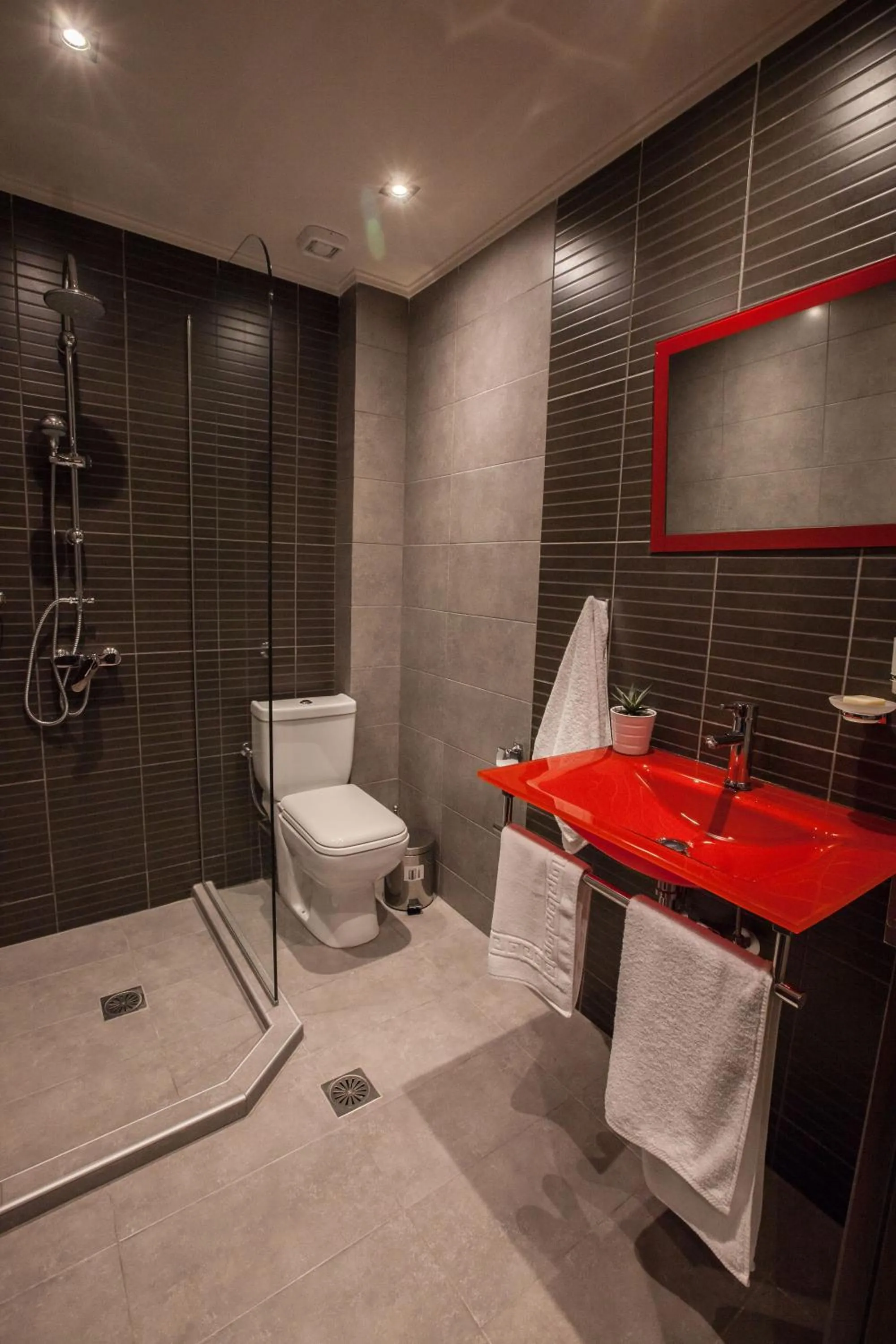 Bathroom in Diamond City Living