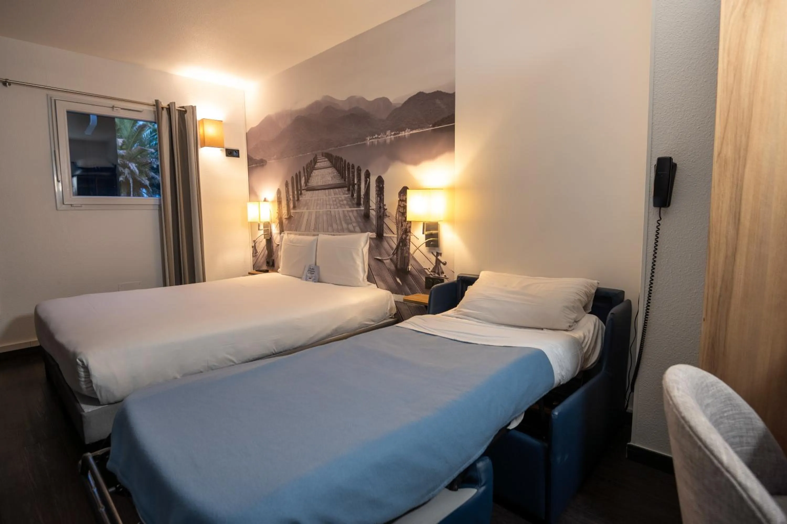 Photo of the whole room, Bed in KYRIAD BORDEAUX SUD - Villenave d'Ornon