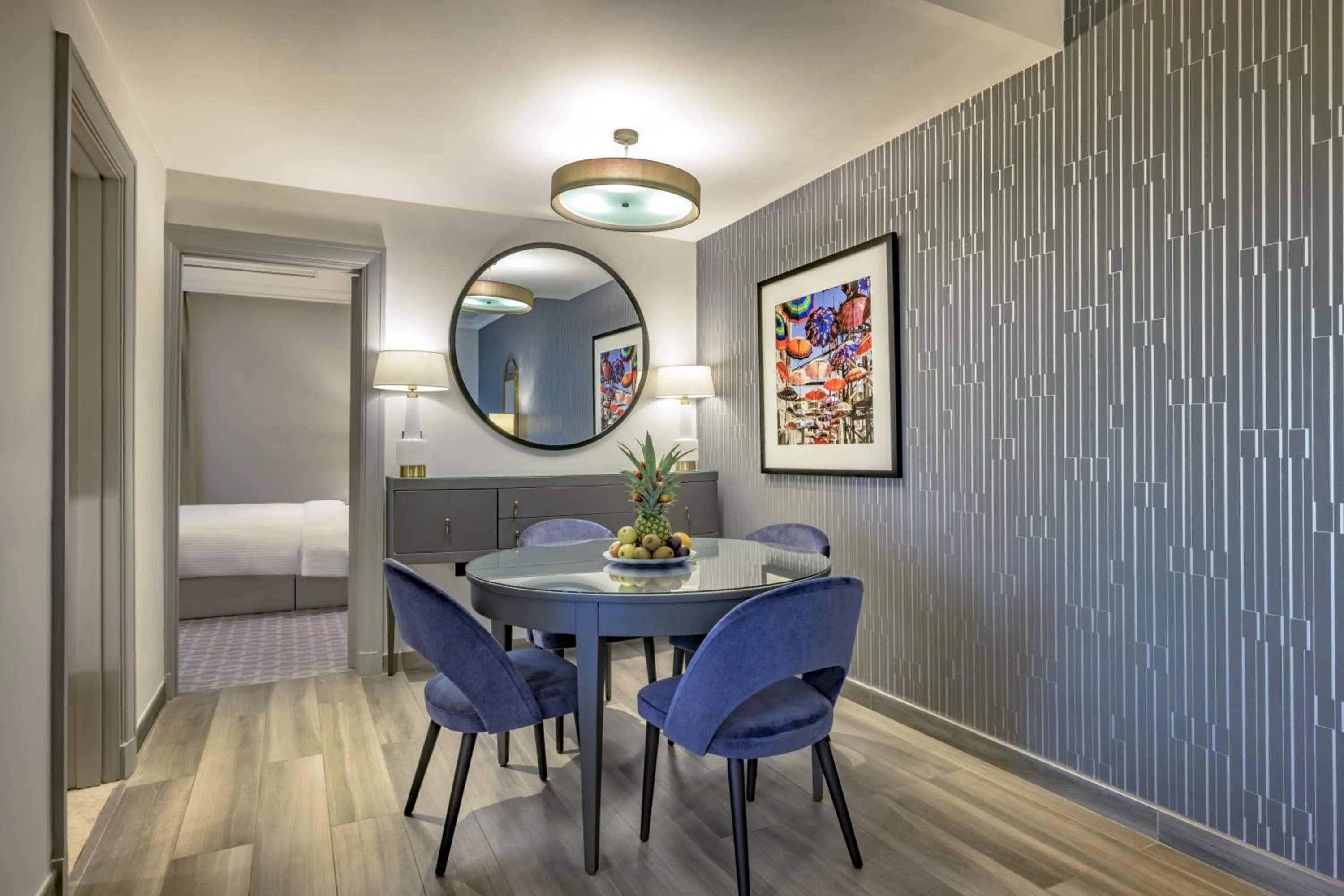Dining area, Bed in Grand Hyatt Amman Residences