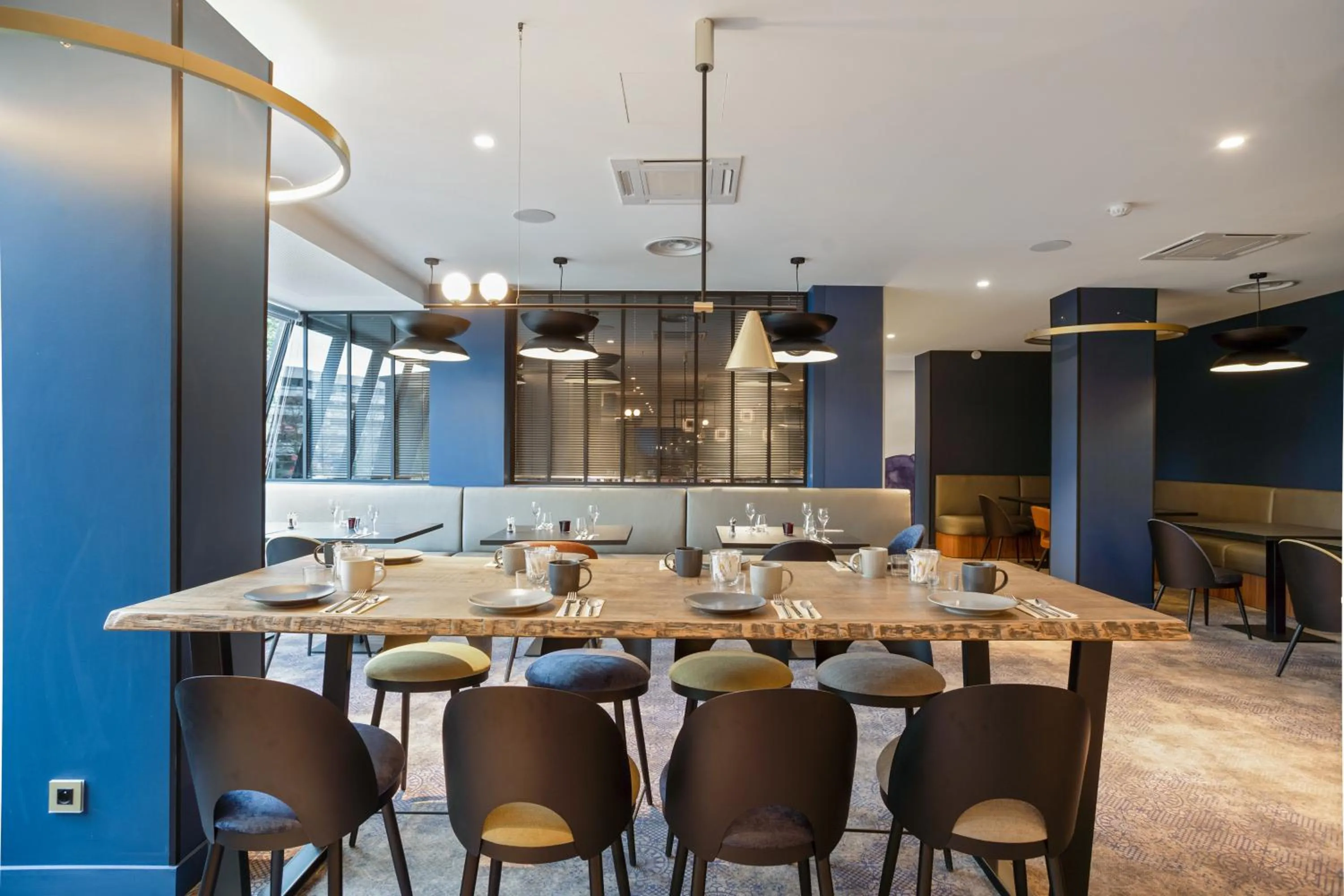 Restaurant/places to eat in Appart'City Collection Genève Aéroport - Ferney Voltaire