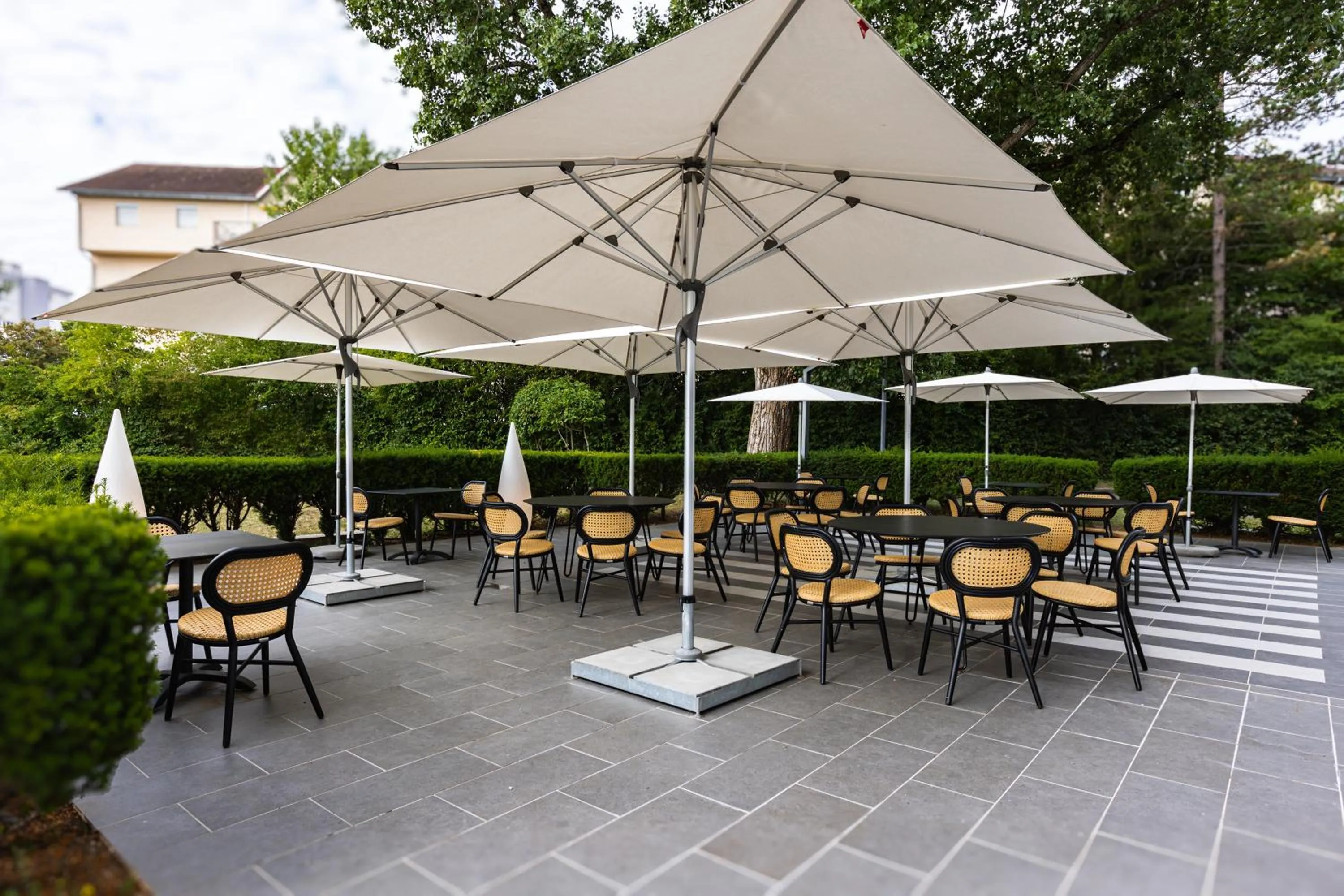 Patio in Appart'City Collection Genève Aéroport - Ferney Voltaire