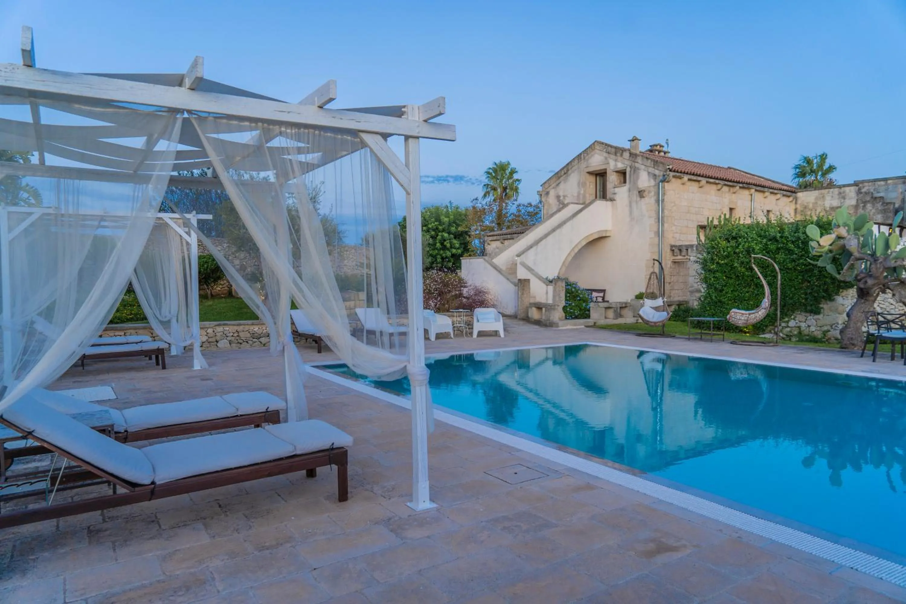 Garden view in Don Agostino Relais Masseria