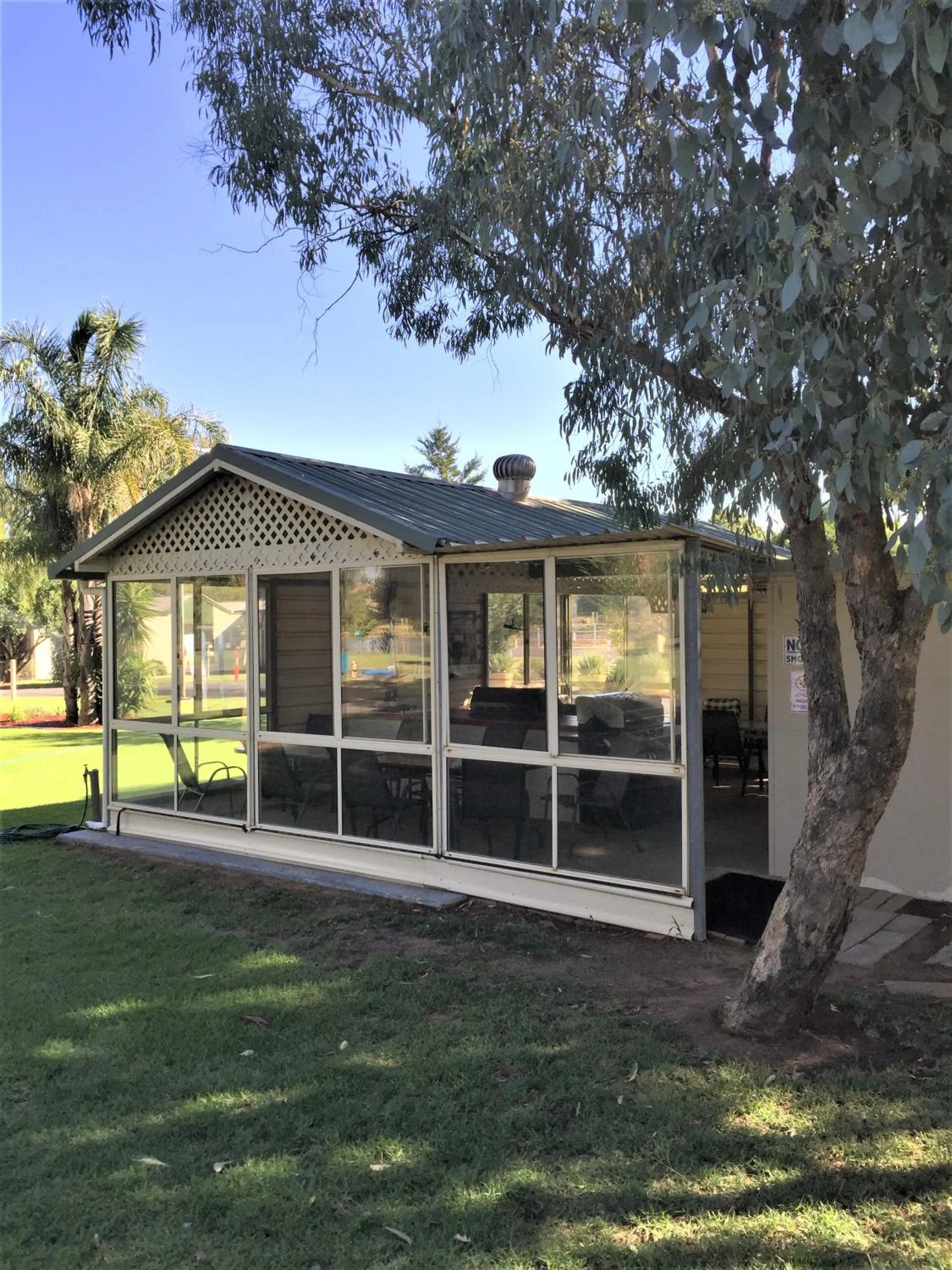 BBQ facilities in Junee Tourist Park
