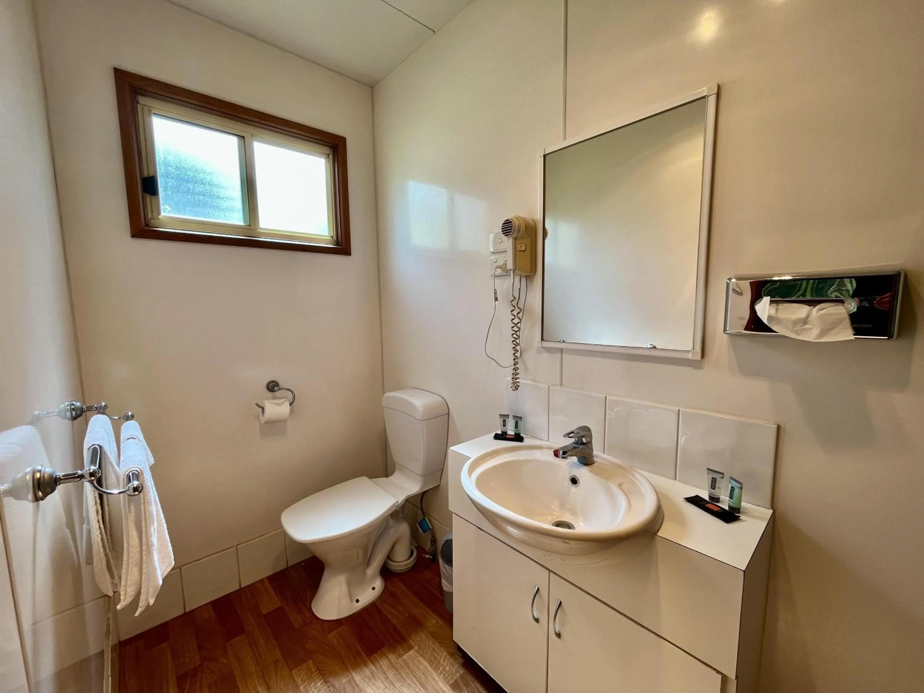 Bathroom in Junee Tourist Park