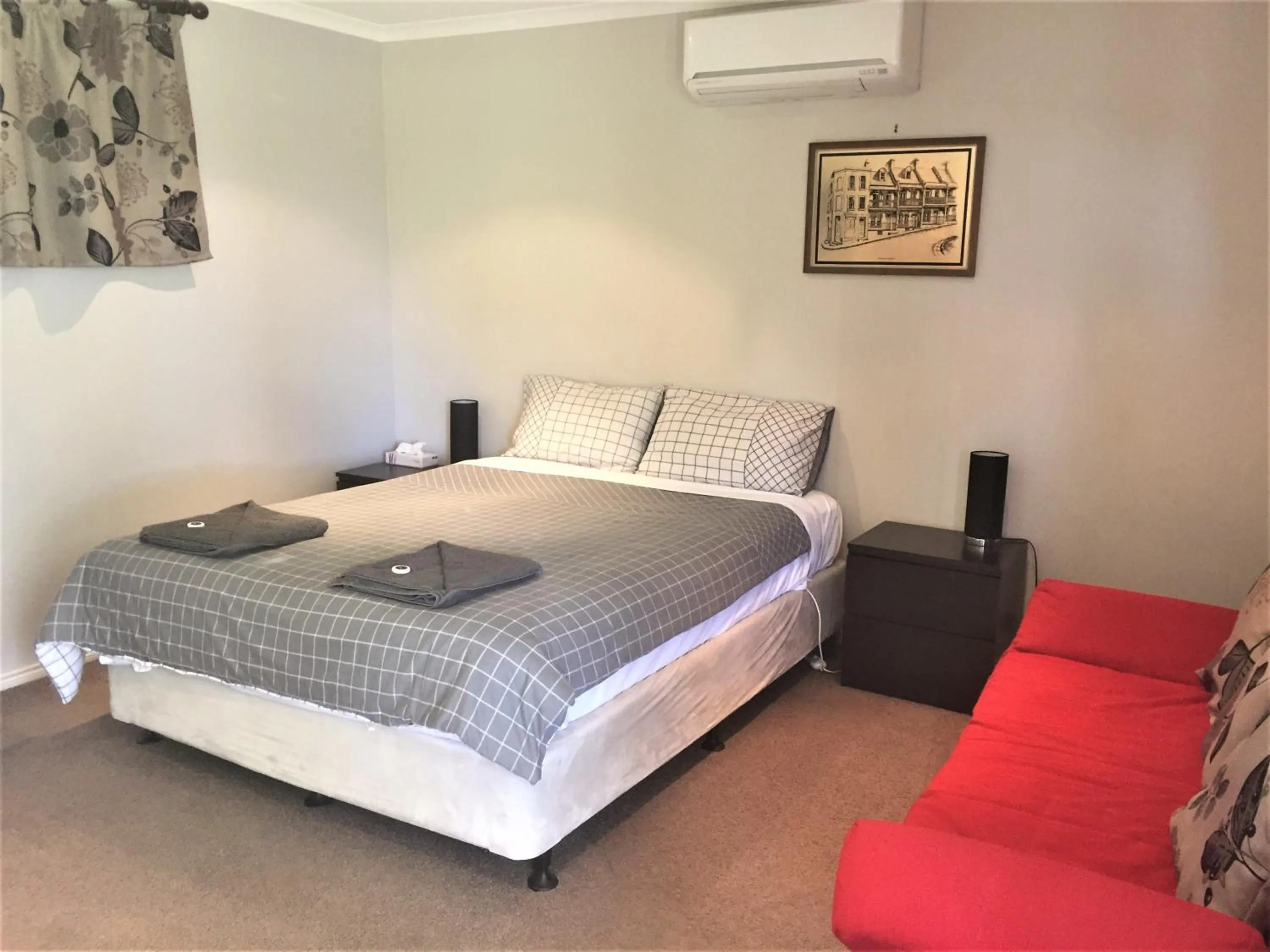 Bed in Junee Tourist Park