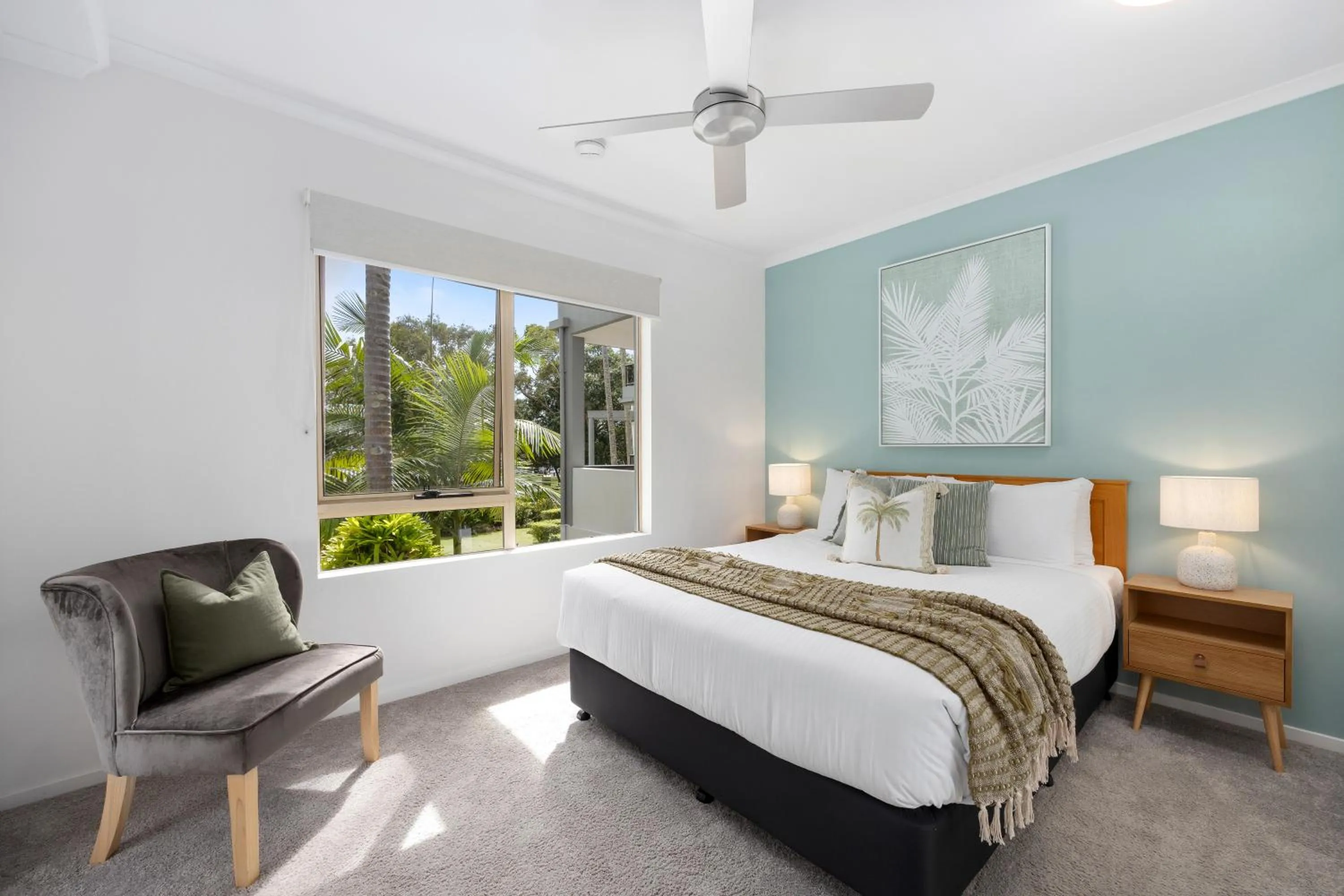 Bedroom, Bed in Como Noosa