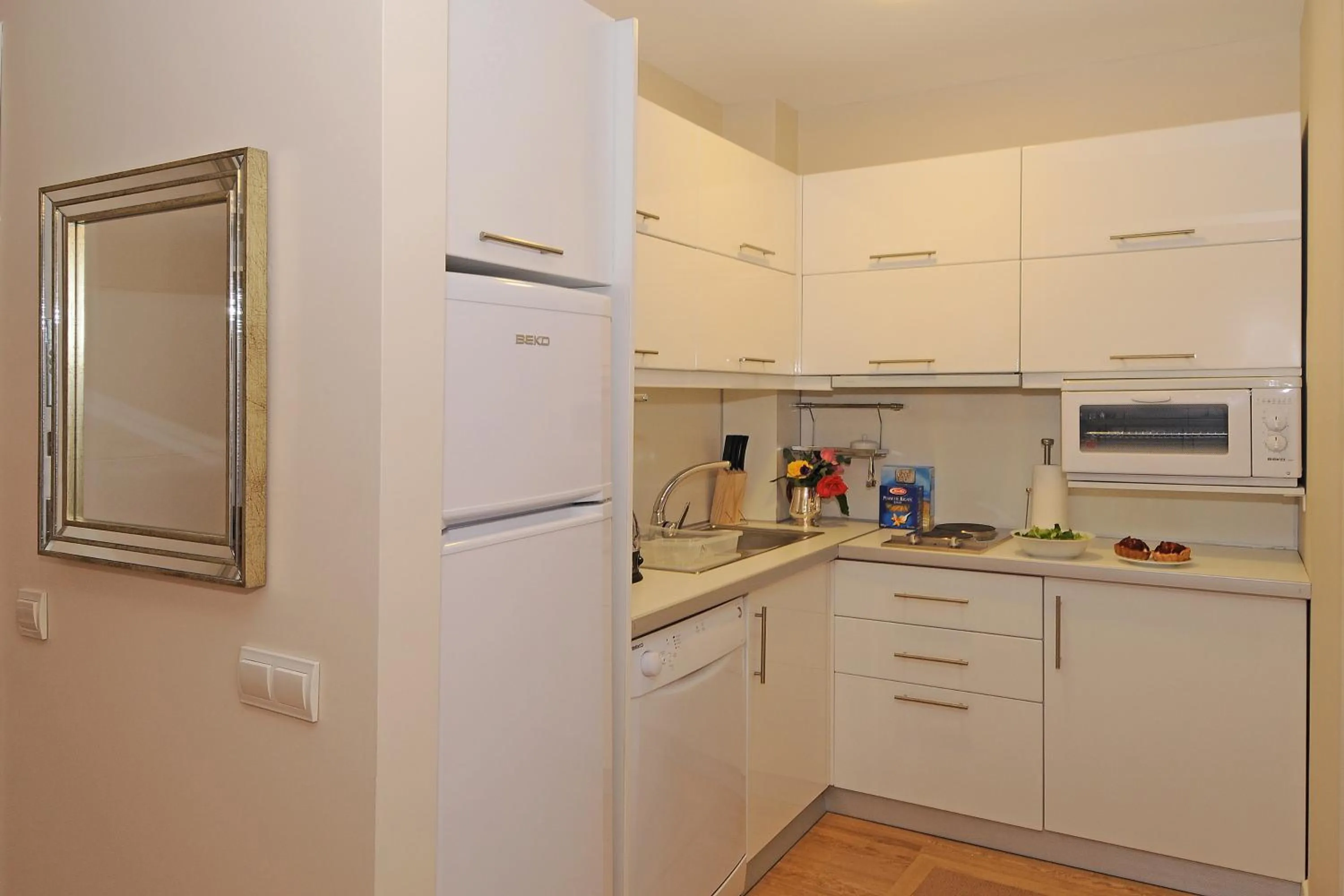 Kitchen or kitchenette in Cheya Sisli BNB Medical & Business City Center Tesvikiye Suites and Apartments