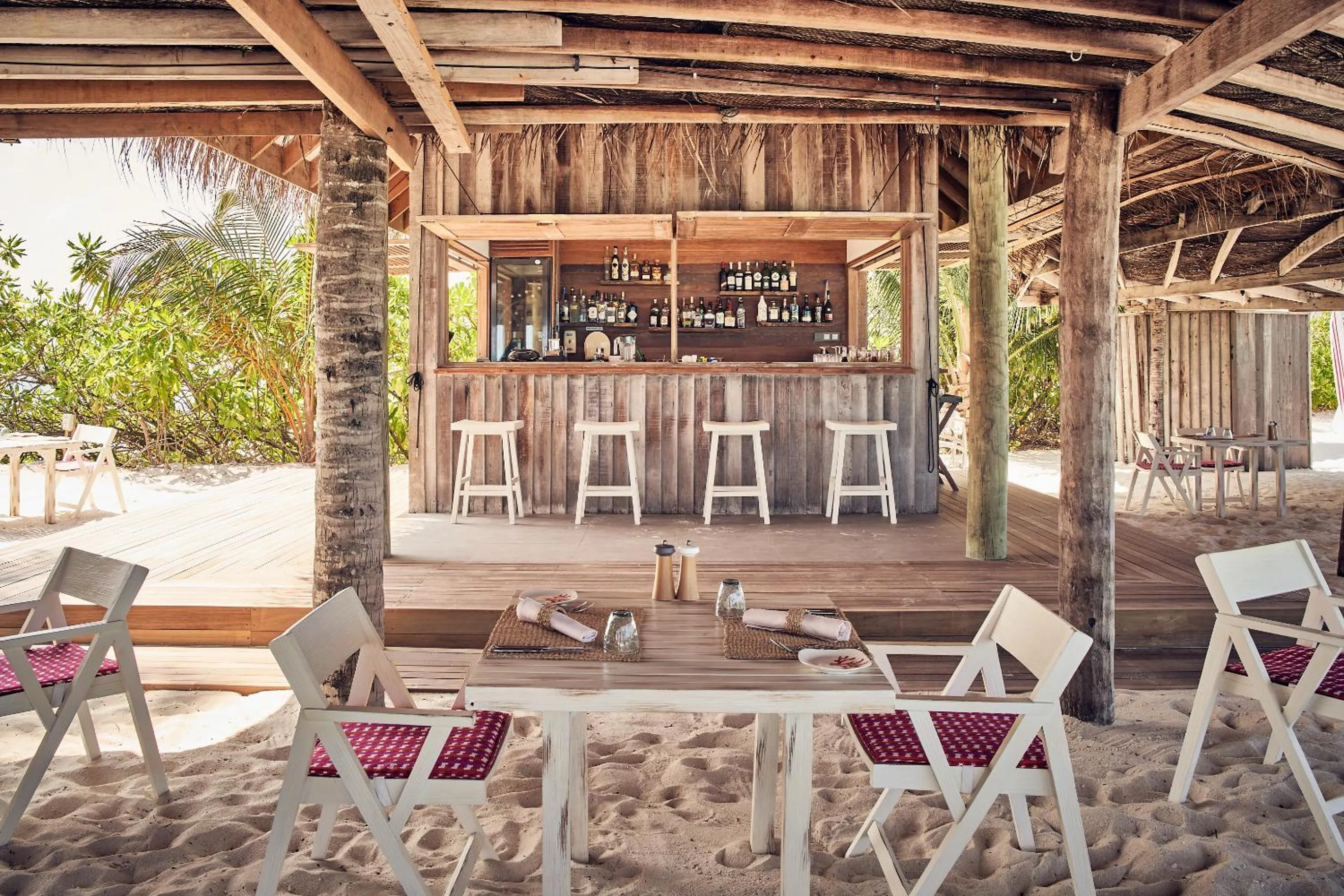 Restaurant/places to eat in Finolhu, A Seaside Collection Resort, a Member of Design Hotels