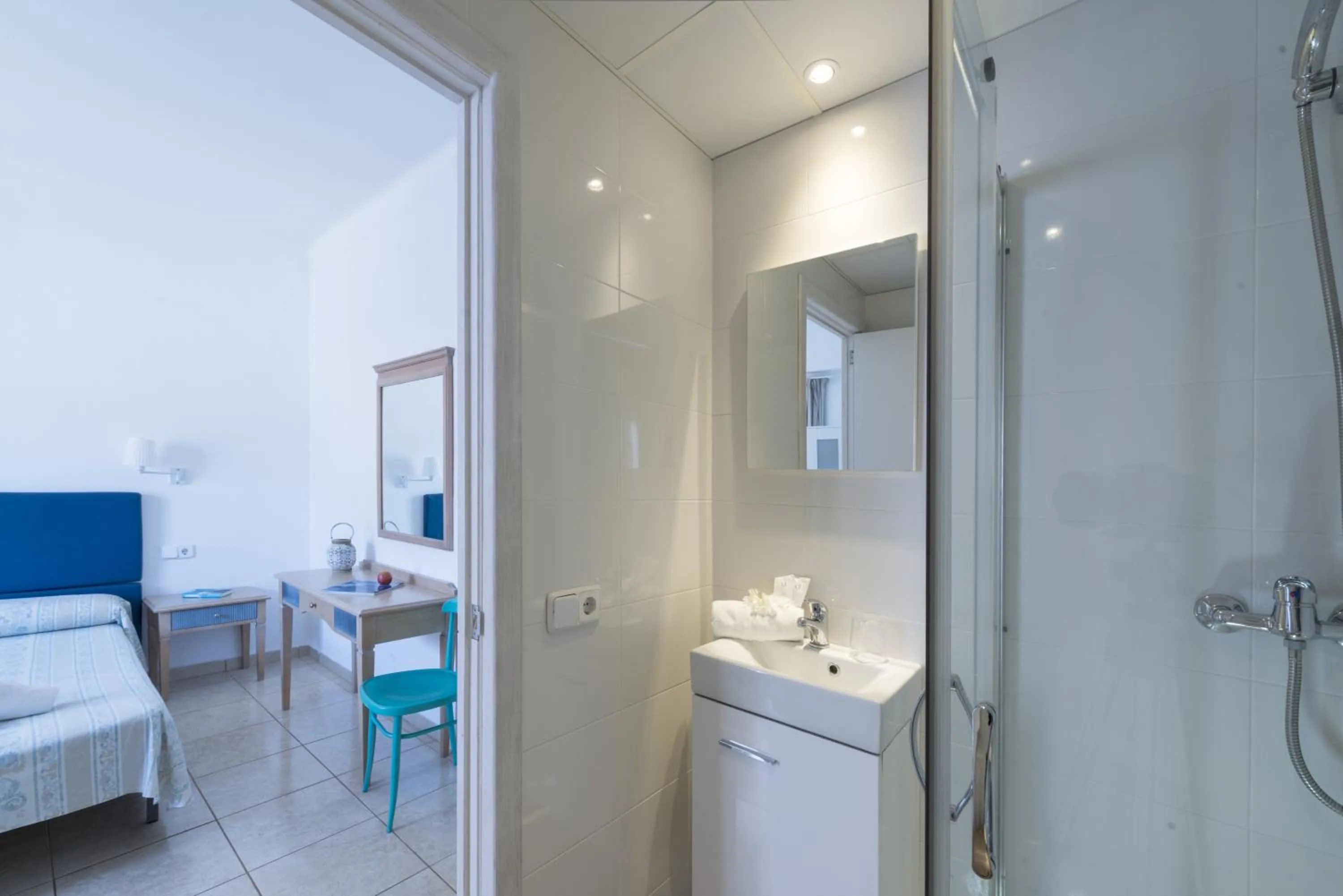 Double or Twin Room in Hotel Miramar