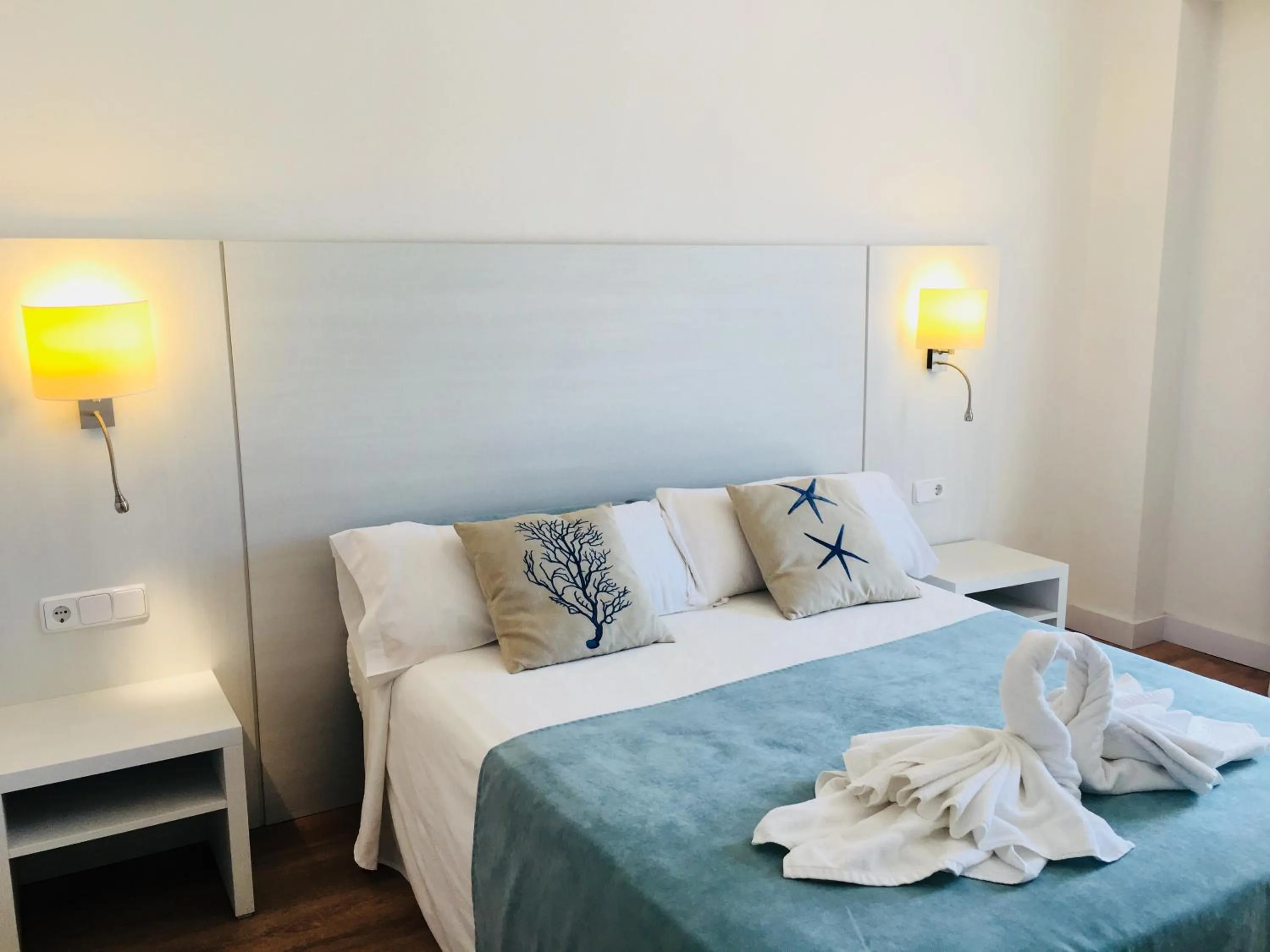 Bed in Hotel Miramar