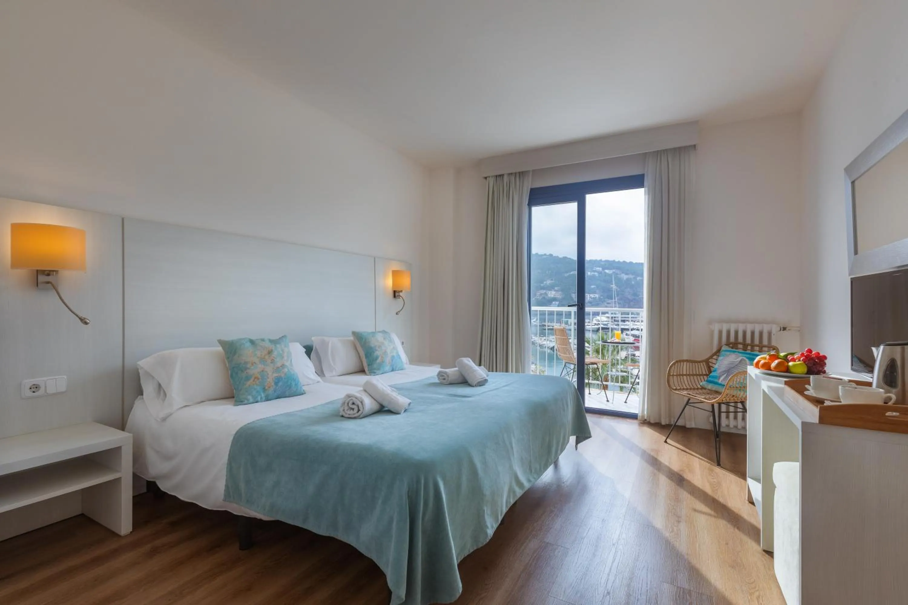 Bed in Hotel Miramar