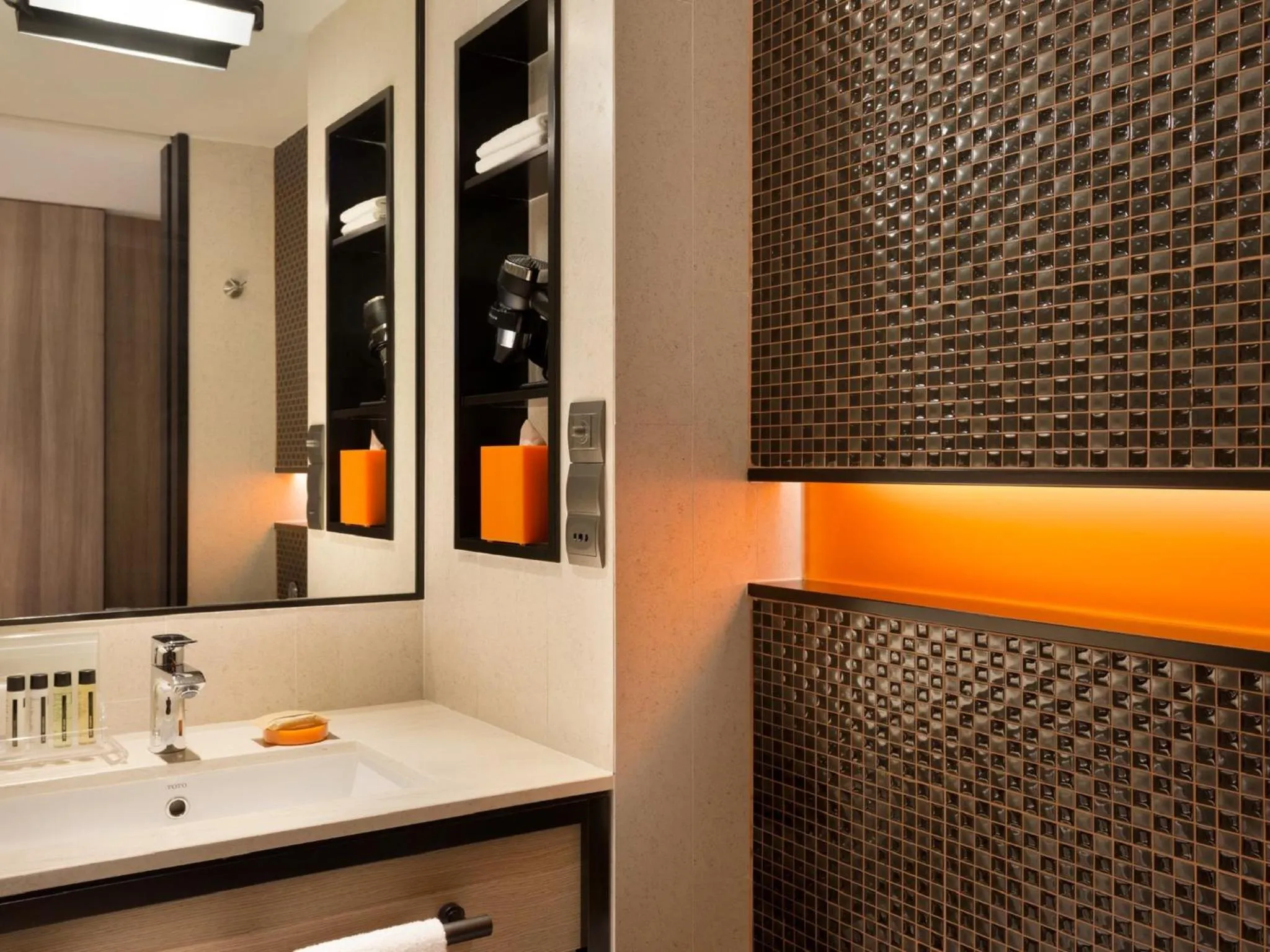 Bathroom in JEN Singapore Tanglin by Shangri-La