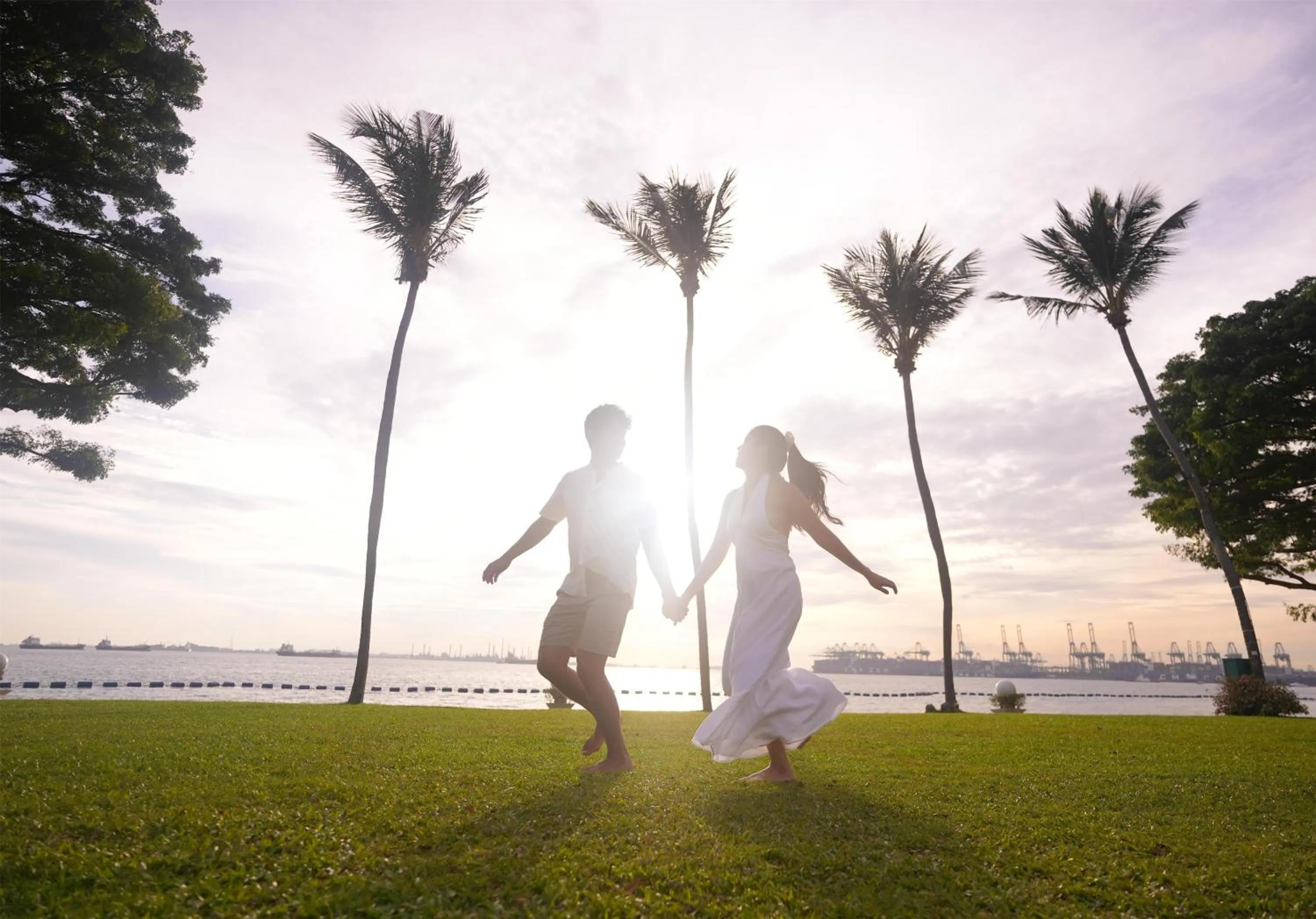Bedroom in Shangri-La Rasa Sentosa, Singapore