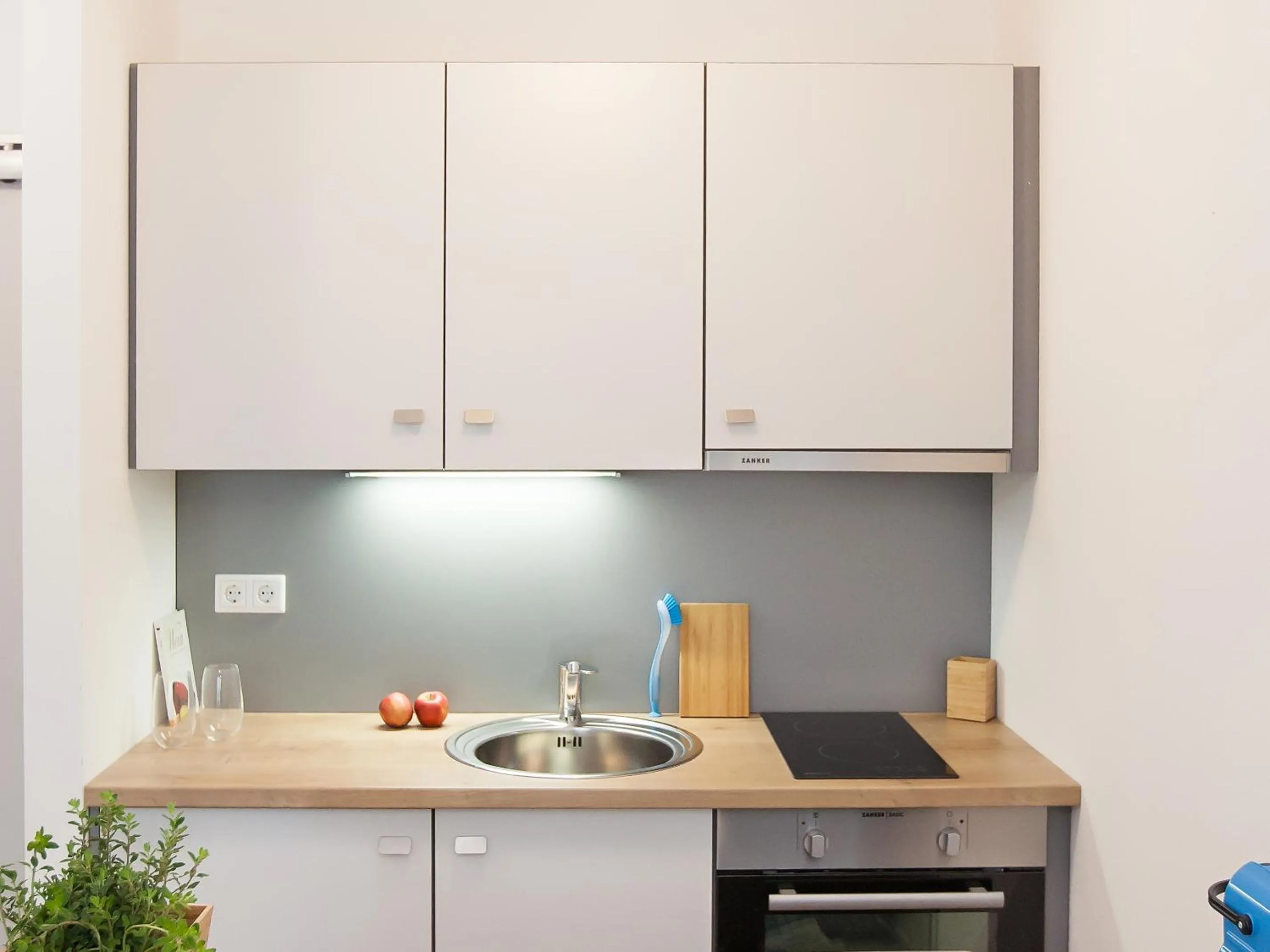 Kitchen or kitchenette in Spreepolis Boardinghaus