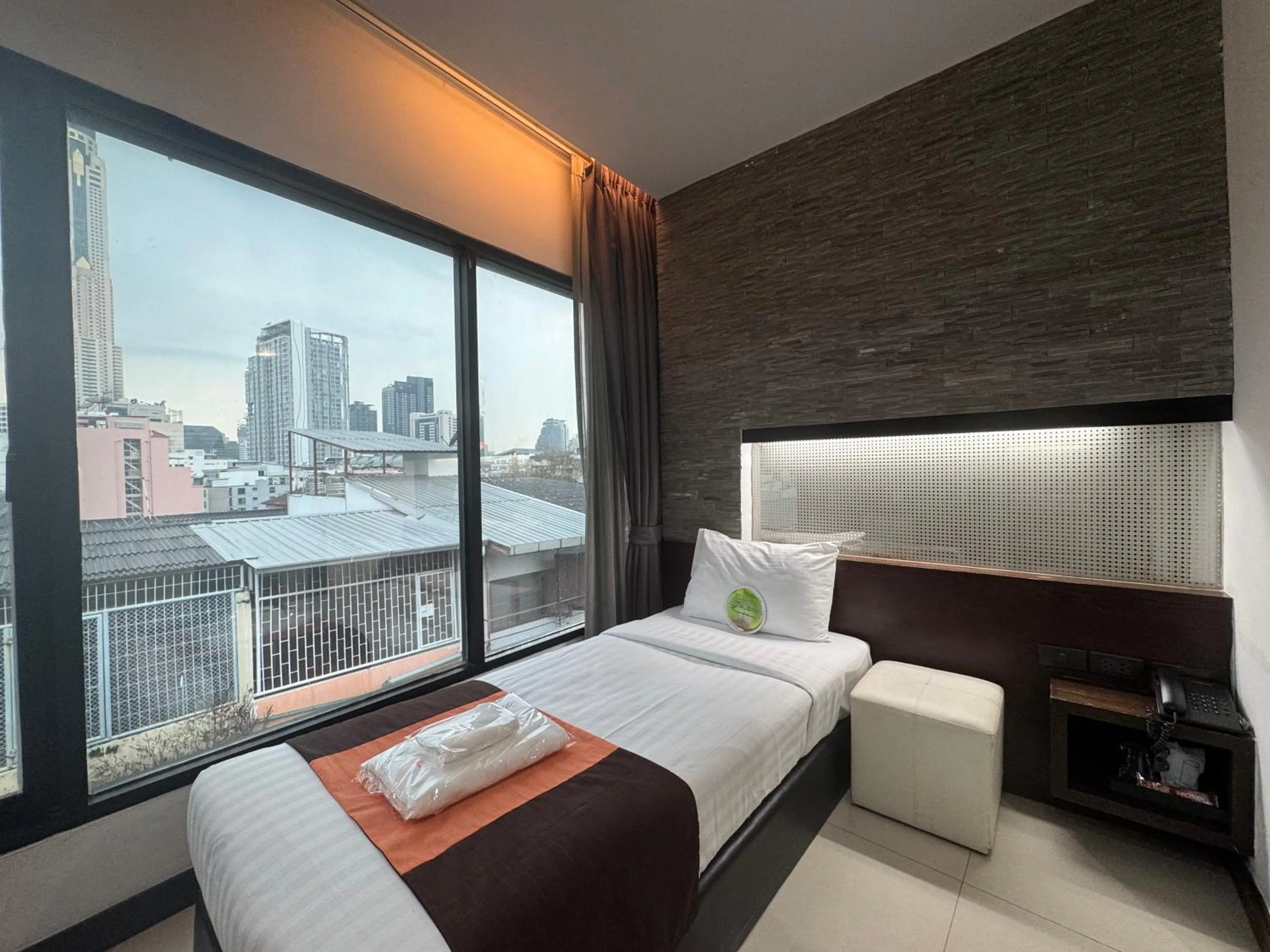 Photo of the whole room, Bed in Collection O The Bangkok Airport Link Suite