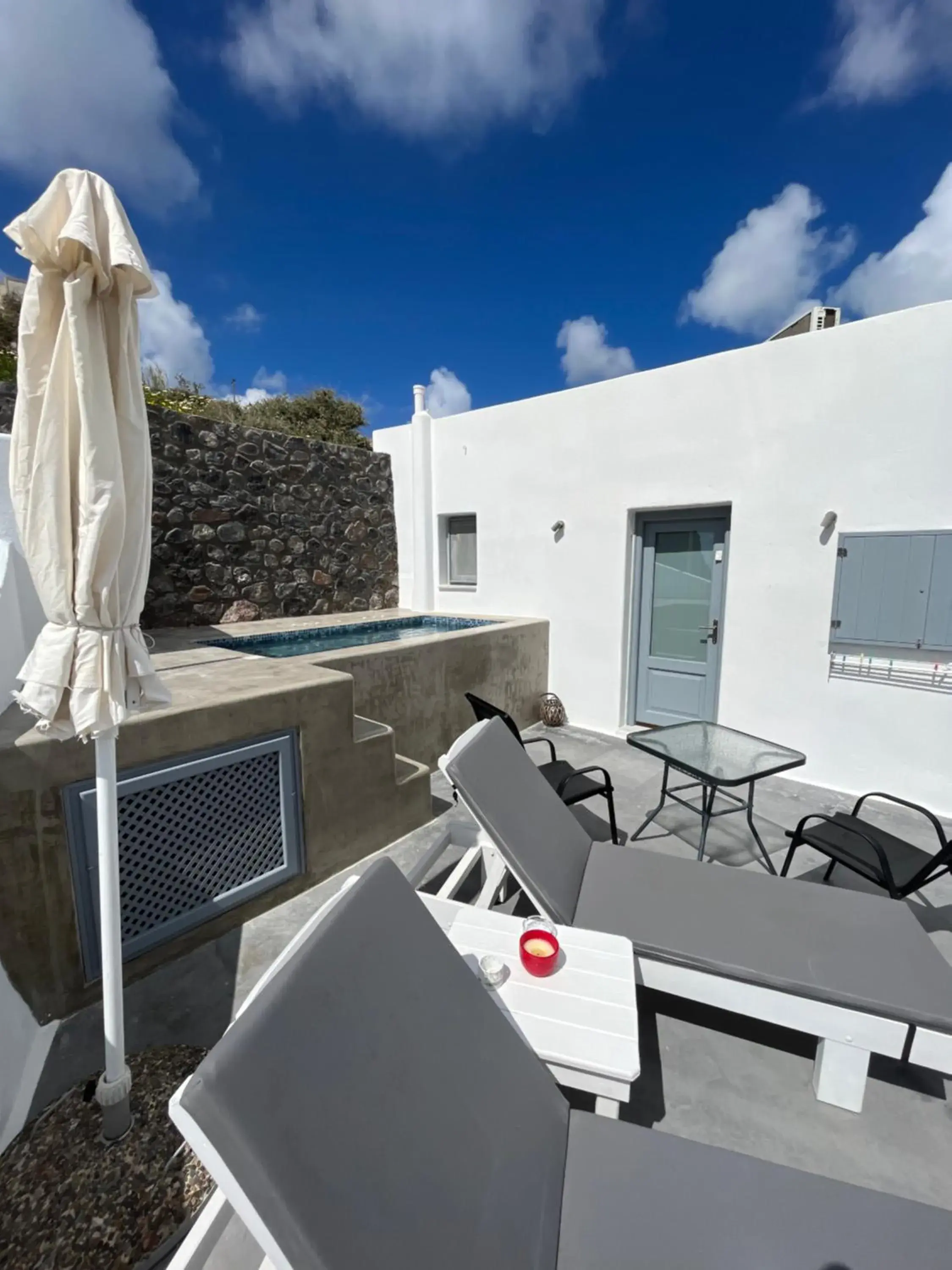 Deluxe Suite with Spa Bath in Pancratium Villas & Suites Deluxe Suite with Spa Bath in Pancratium Villas & Suites