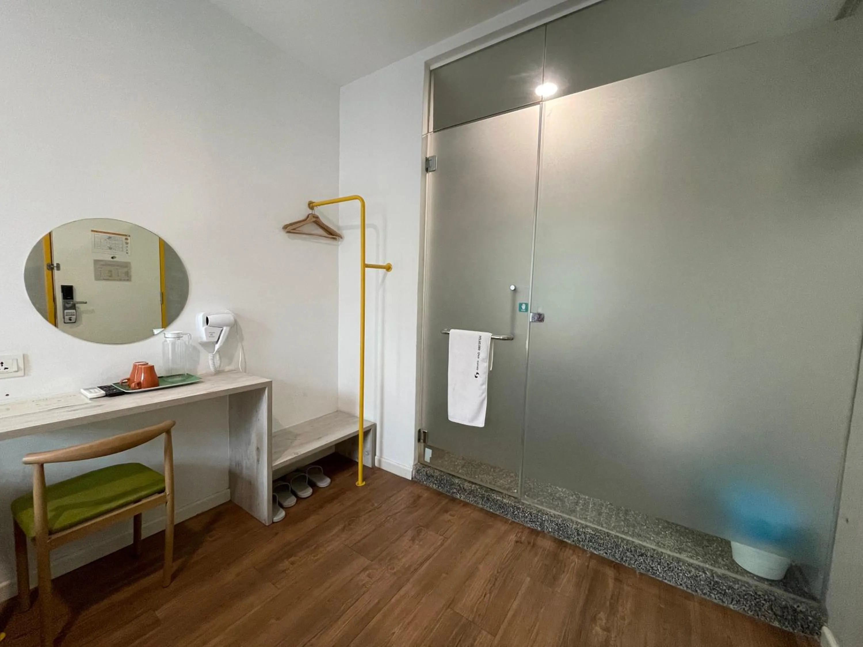 Toilet in Vrest Hotel