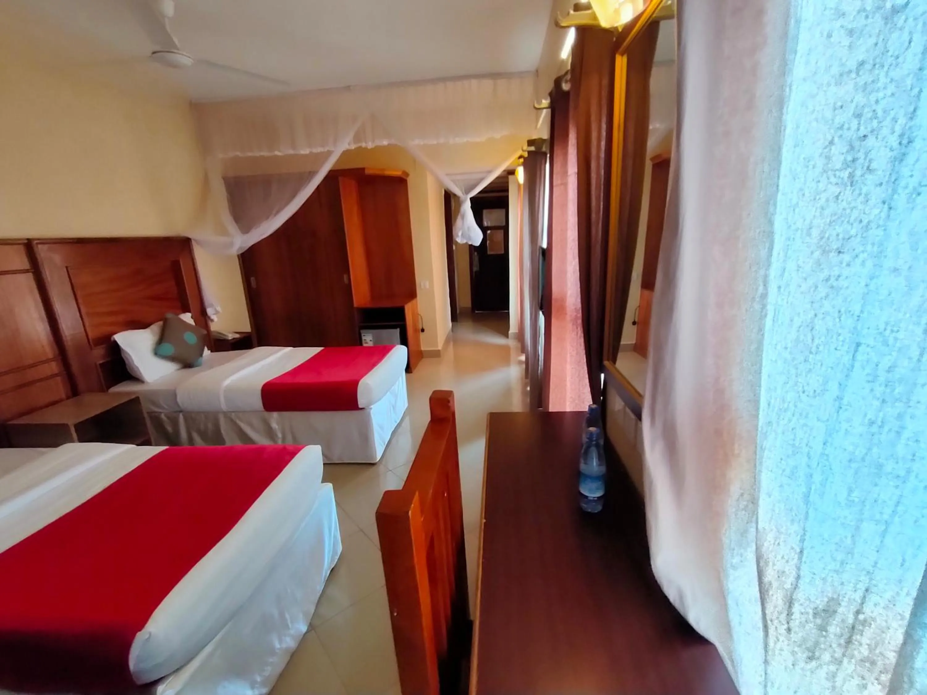 Photo of the whole room in Pulickal Airport Hotel