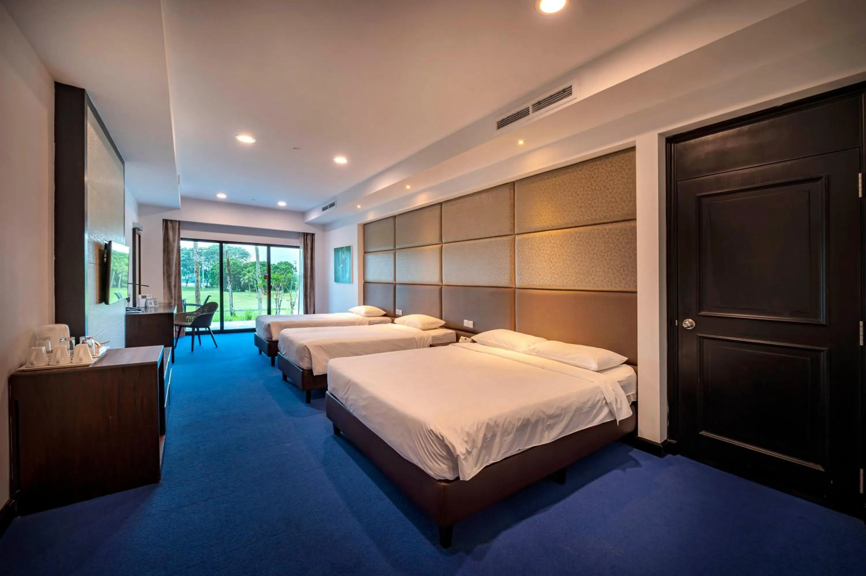 Bed in Orchid Country Club