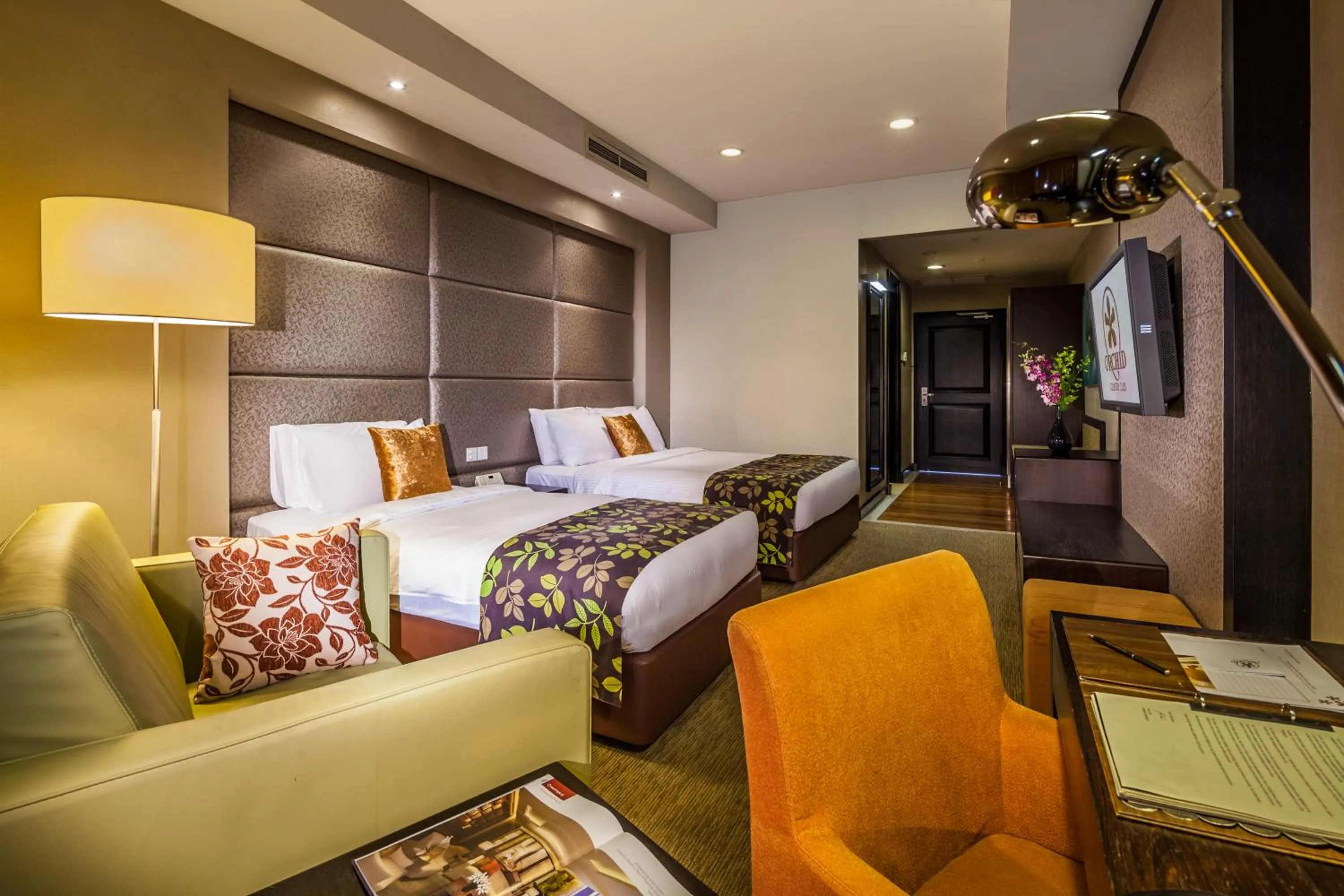 Deluxe Twin Room in Orchid Country Club