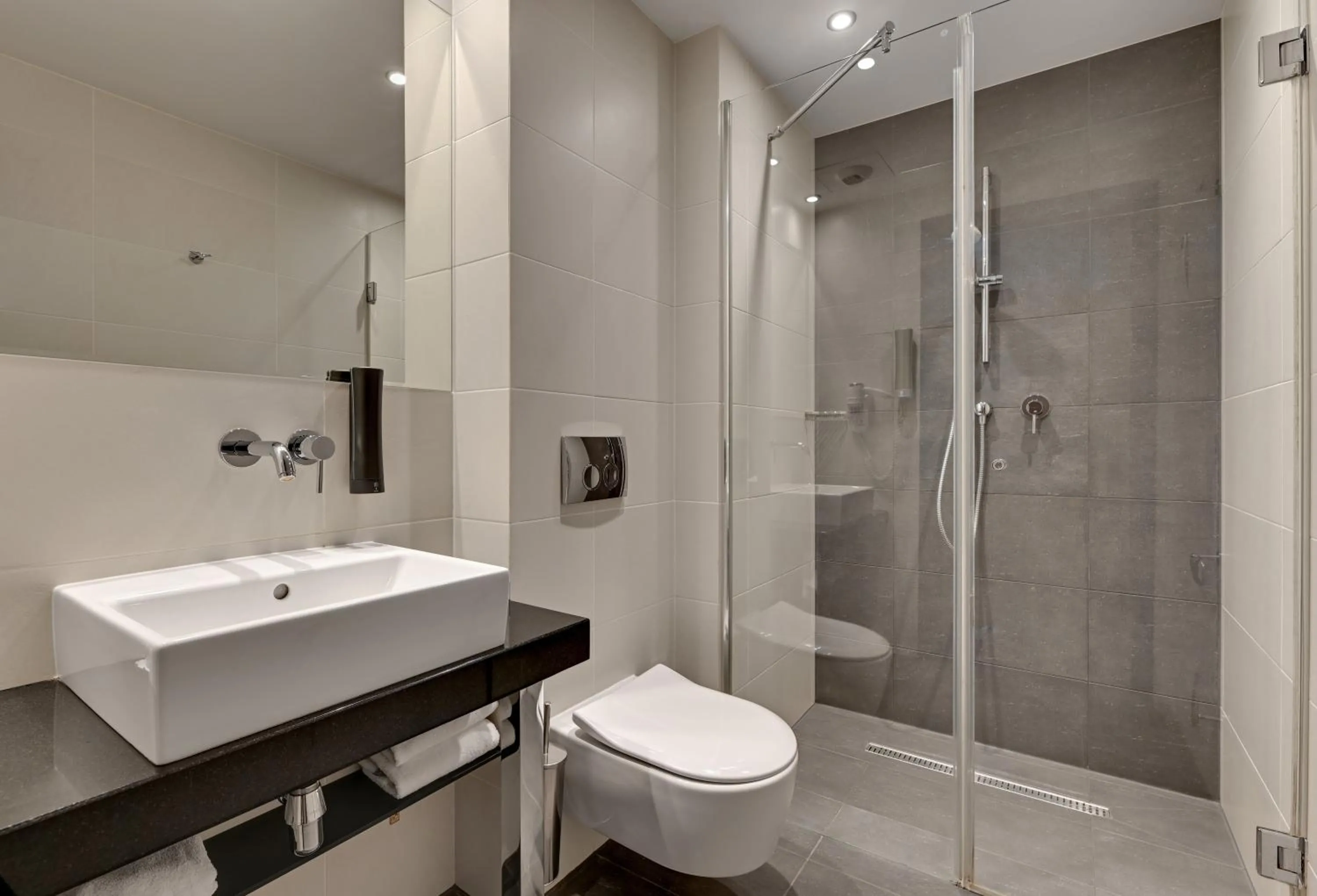 Bathroom in GRANO HOTEL Gdańsk Riverside dawniej HOTEL ALMOND BUSINESS & SPA