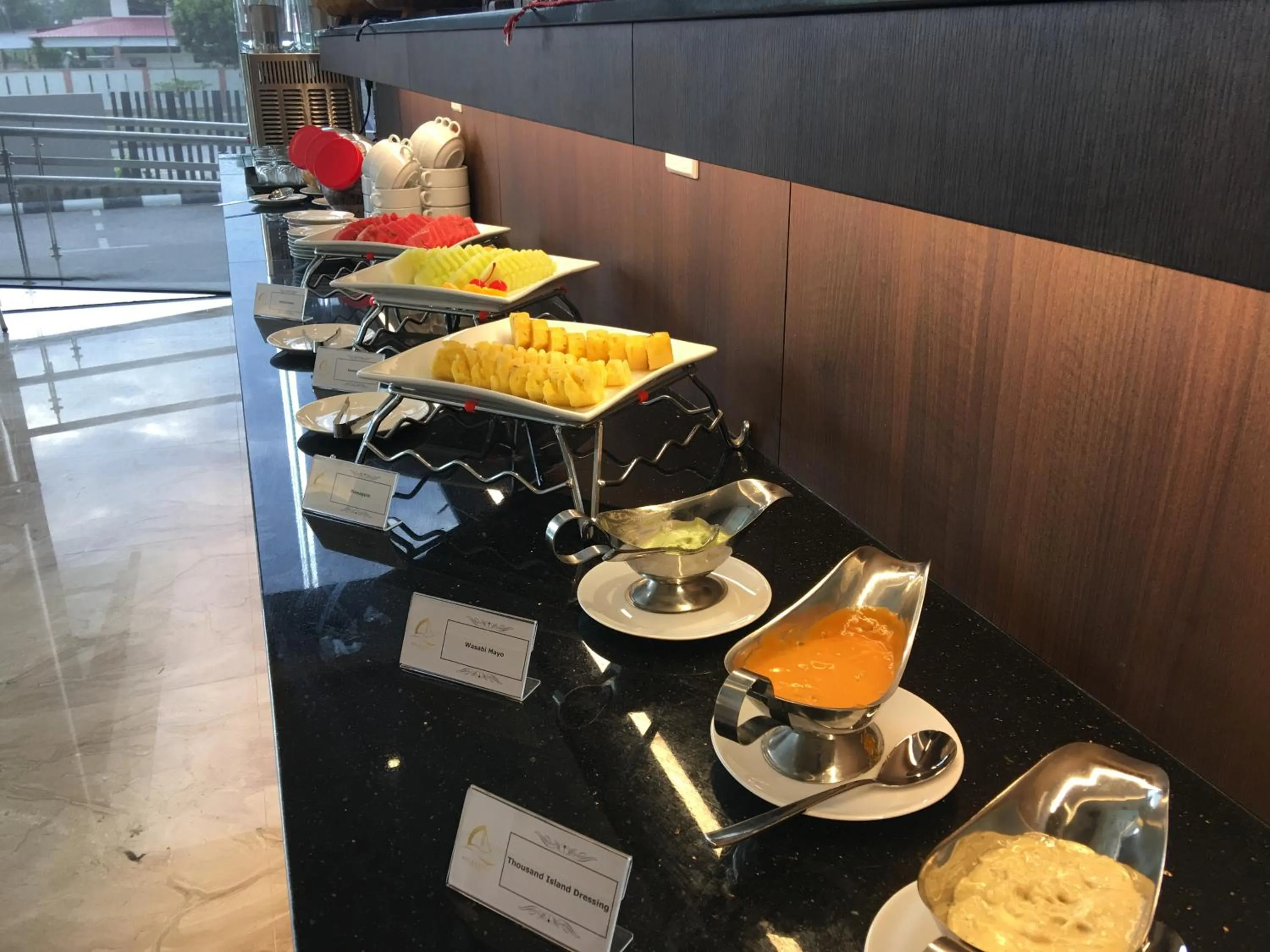 Dining area in Goldenbay Hotel