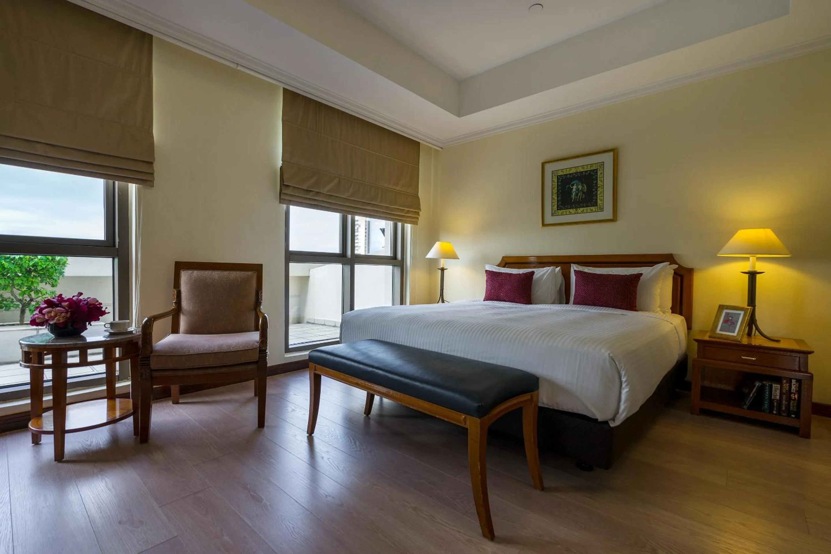 Bedroom, Bed in Orchard Parksuites by Far East Hospitality