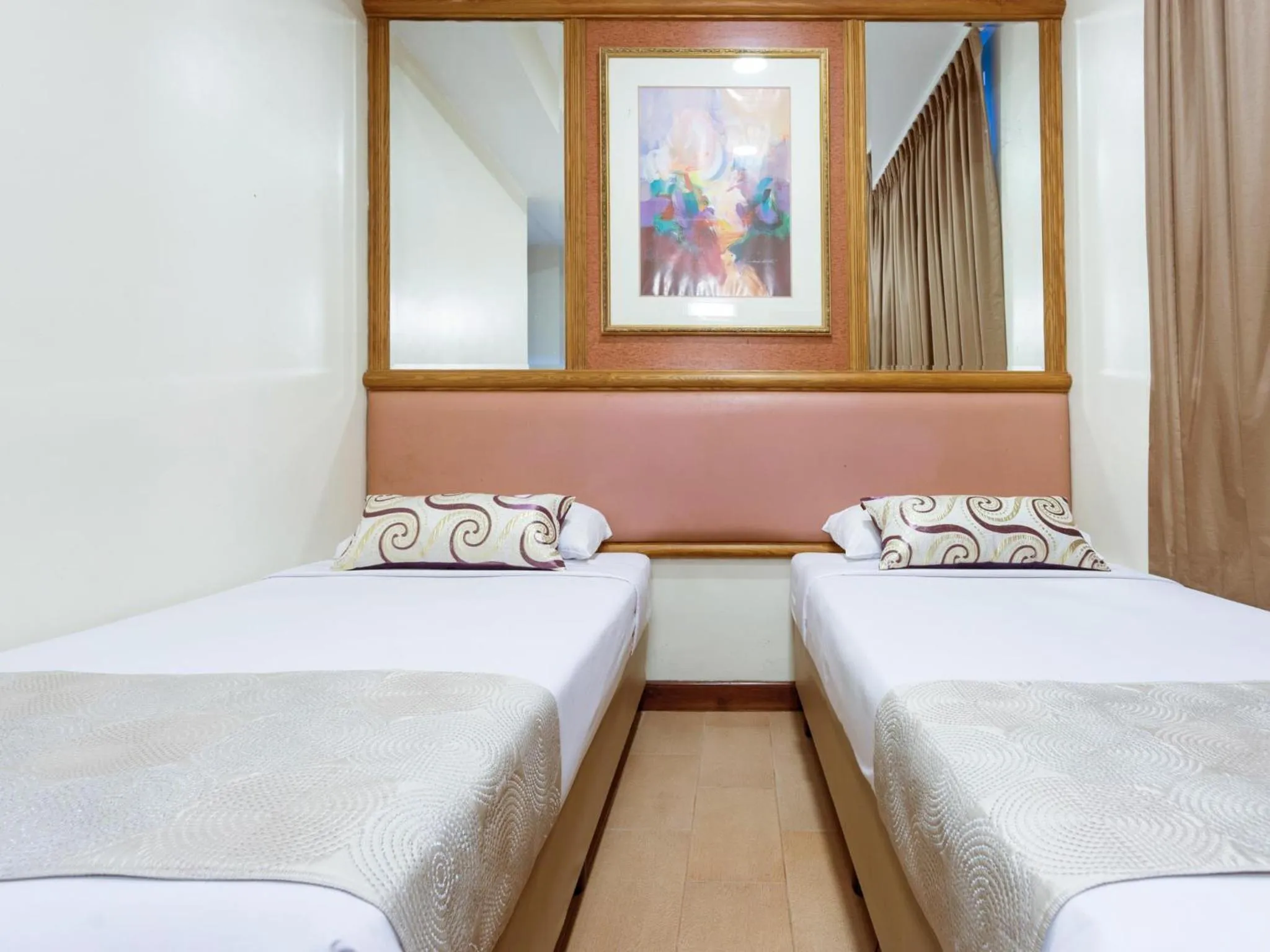 Bed in Hotel 81 Geylang