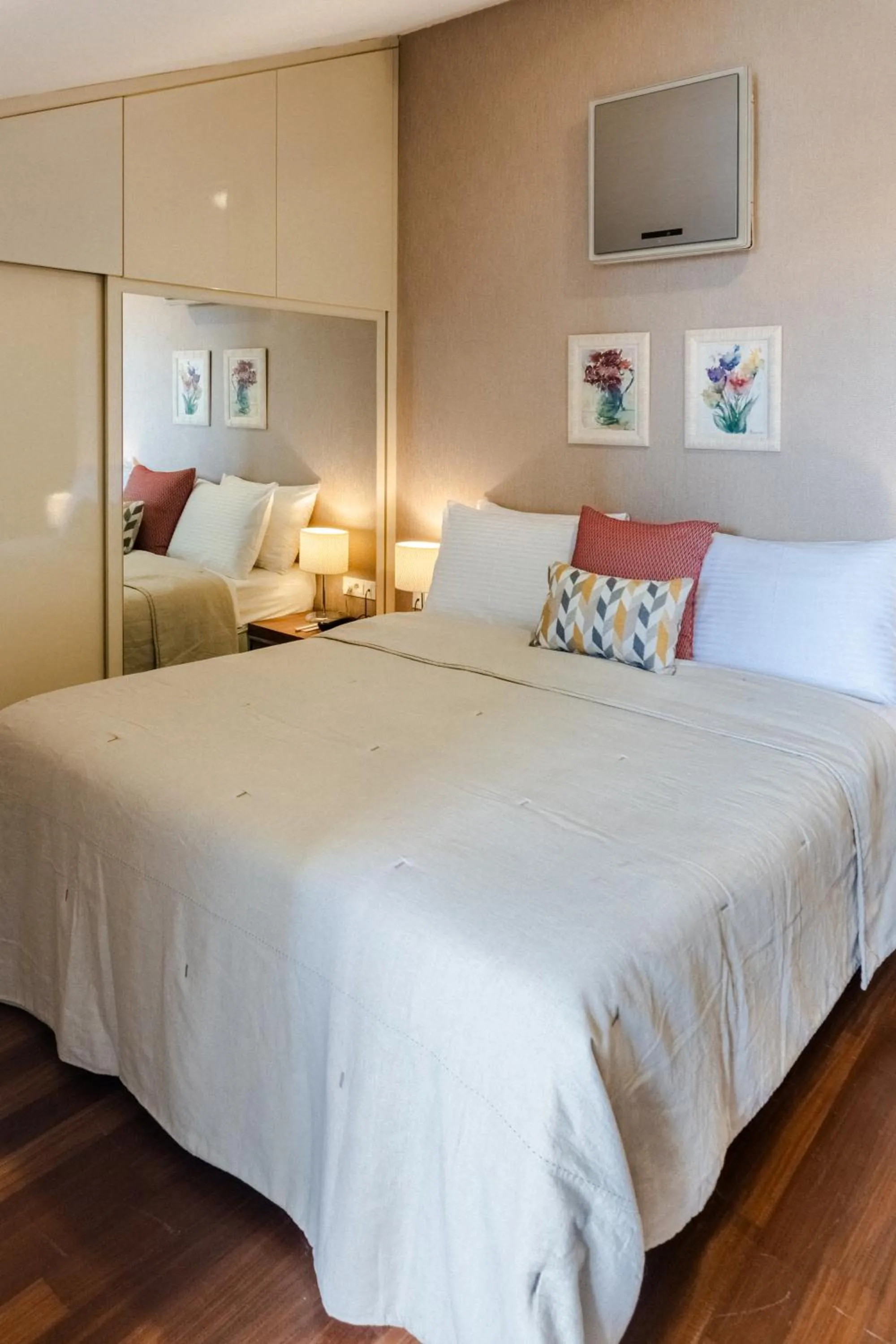 Bed in Cheya Deluxe Residence Nisantasi Istanbul City Center