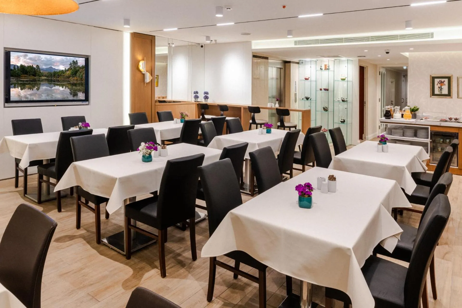 Breakfast in Cheya Deluxe Residence Nisantasi Istanbul City Center