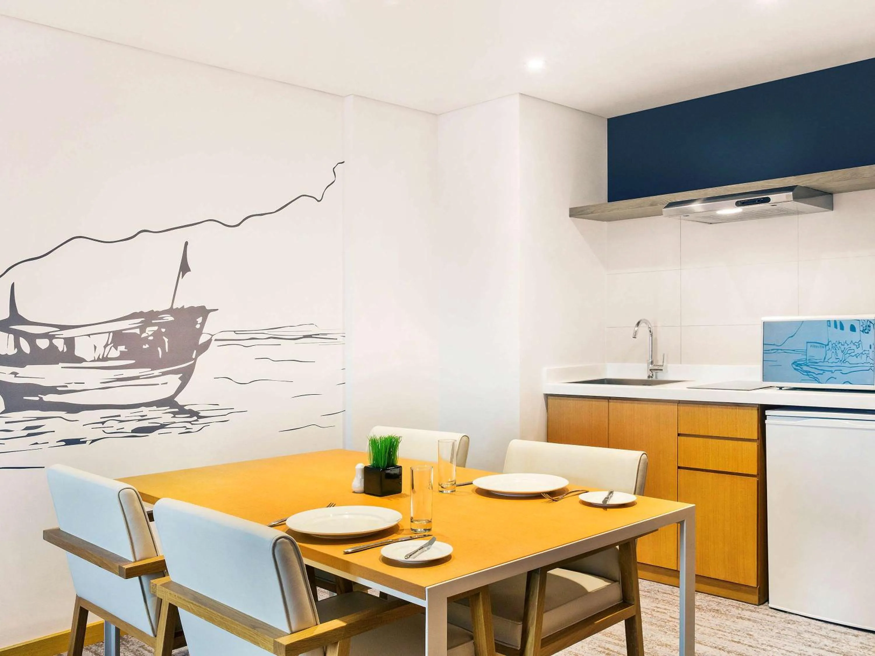 Photo of the whole room in Mercure Sohar