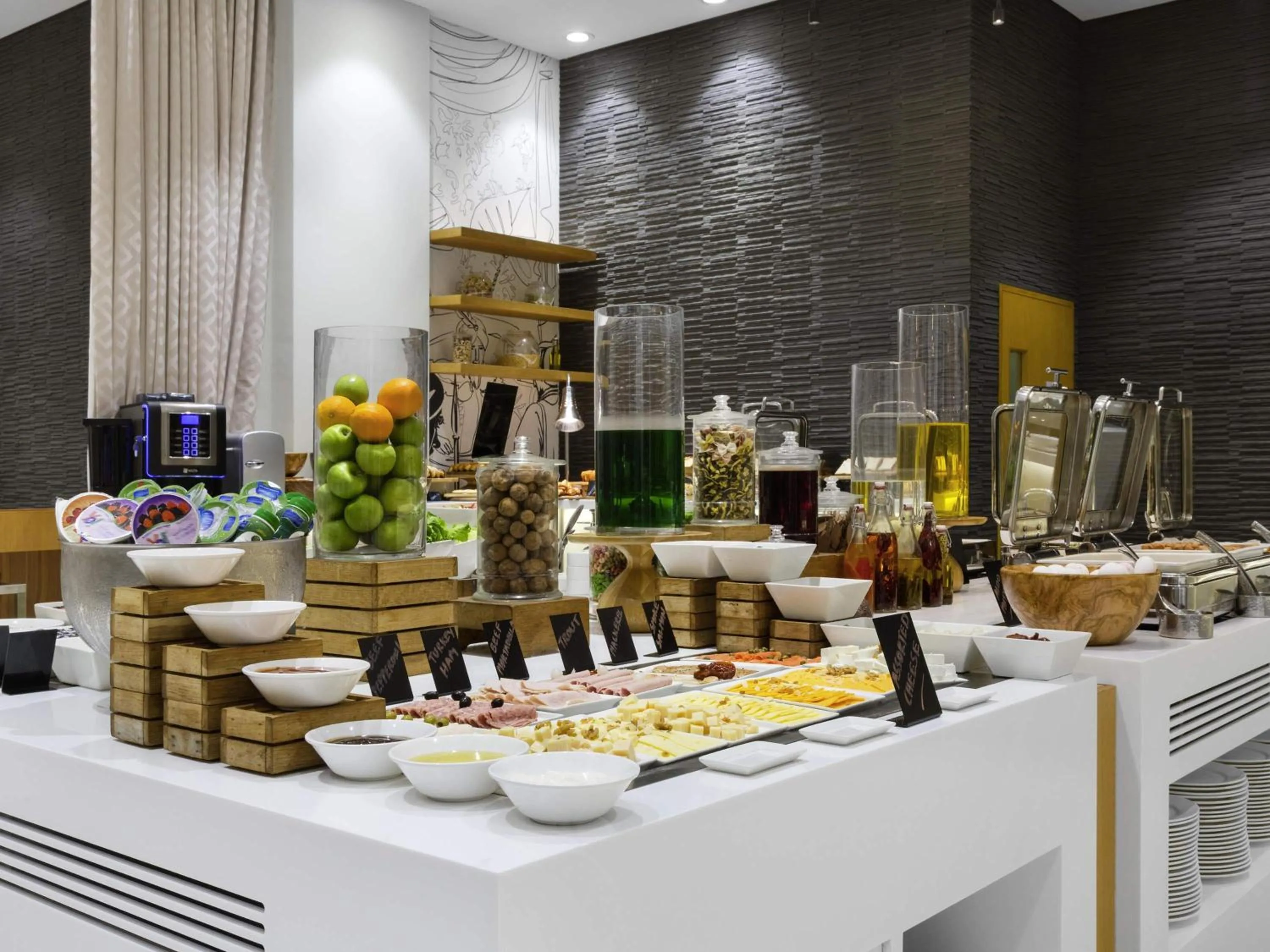 Breakfast in Mercure Sohar