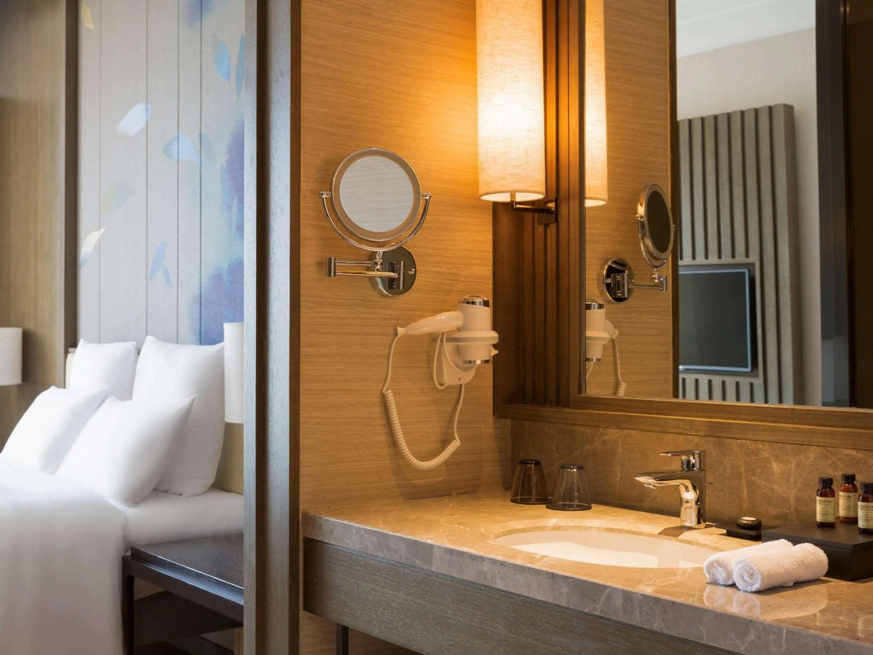 Photo of the whole room, Bathroom in Pullman Nanchang Sunac