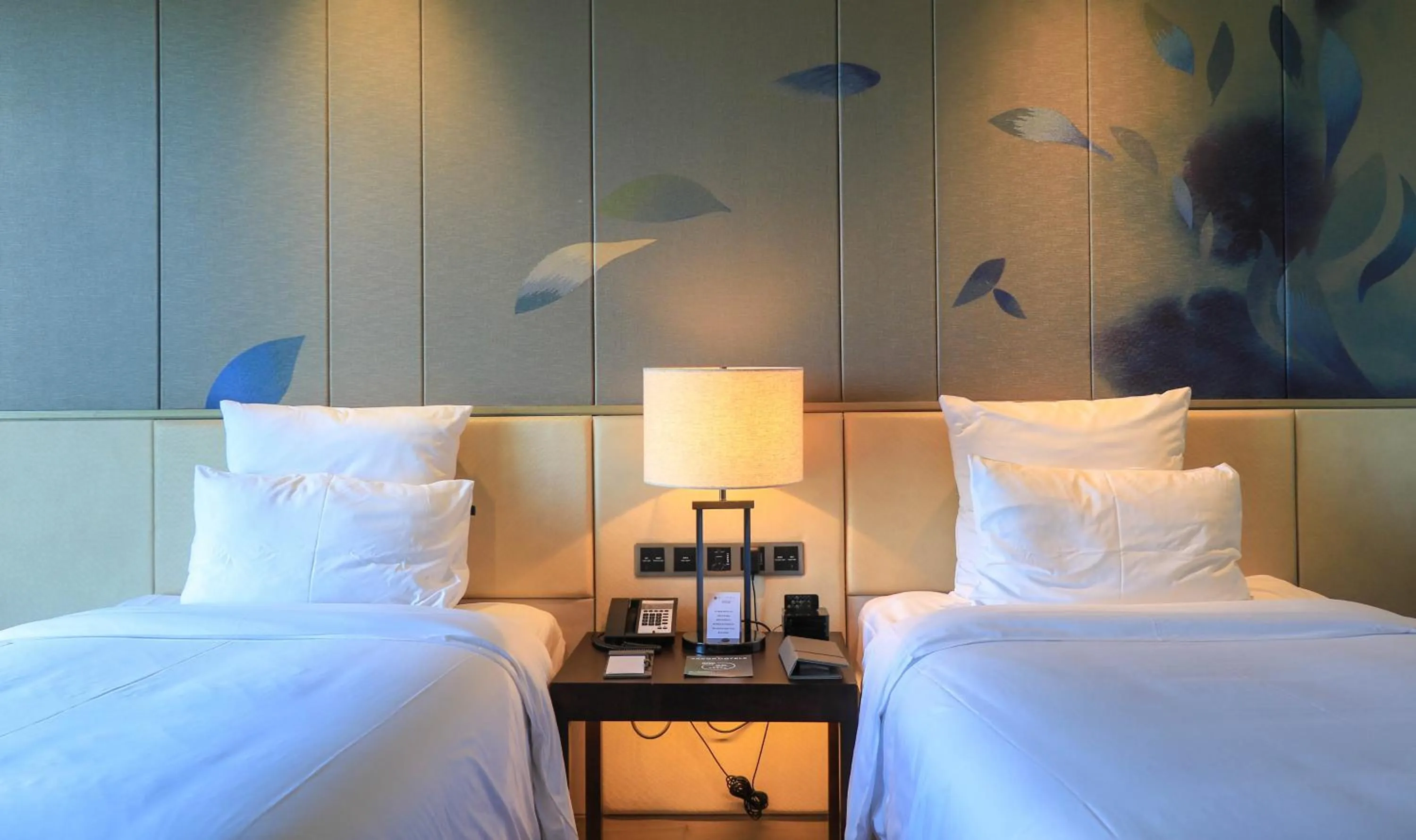 Bedroom, Bed in Pullman Nanchang Sunac