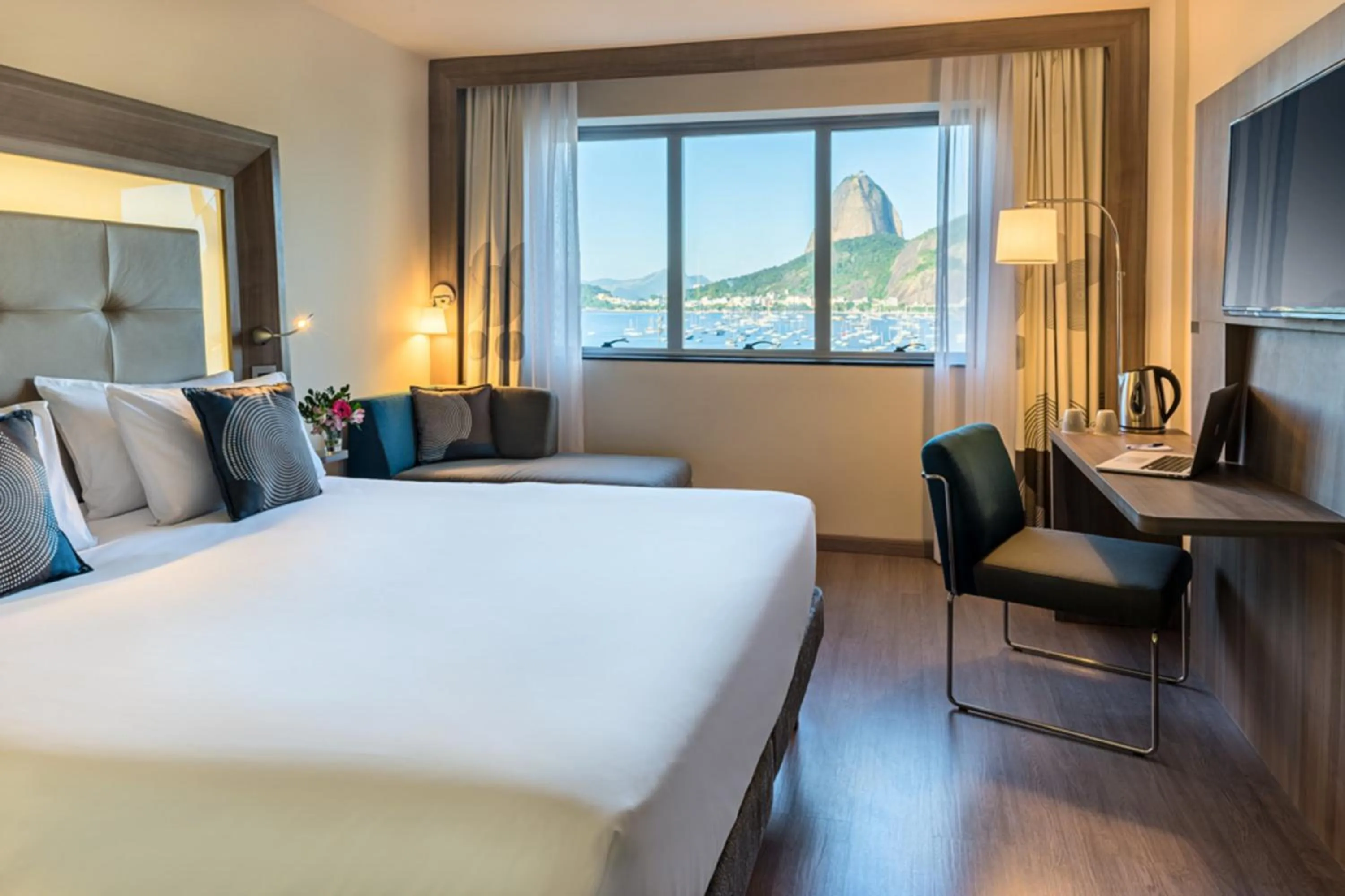 Day, Bed in Novotel RJ Praia de Botafogo