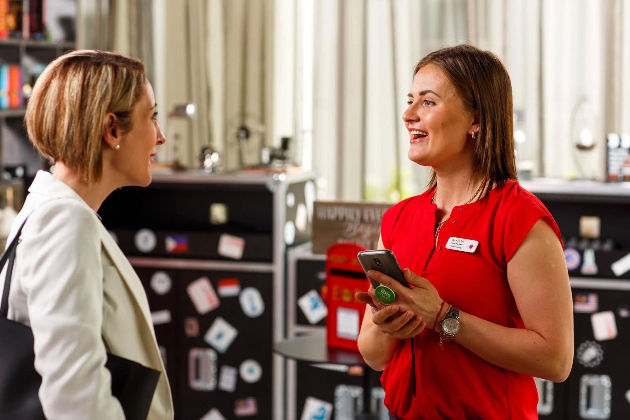 Lobby or reception in ibis Styles London Ealing