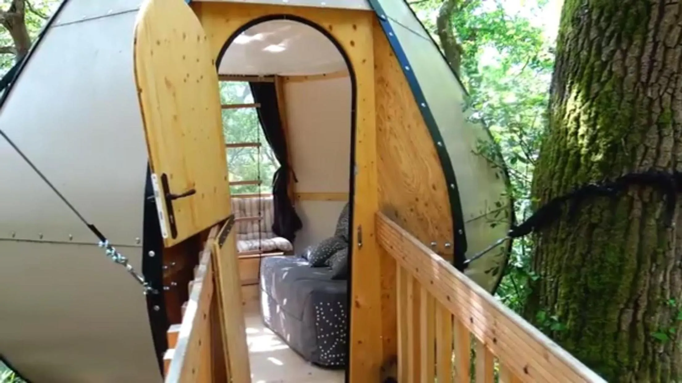 Bed in Lodging Le Lac